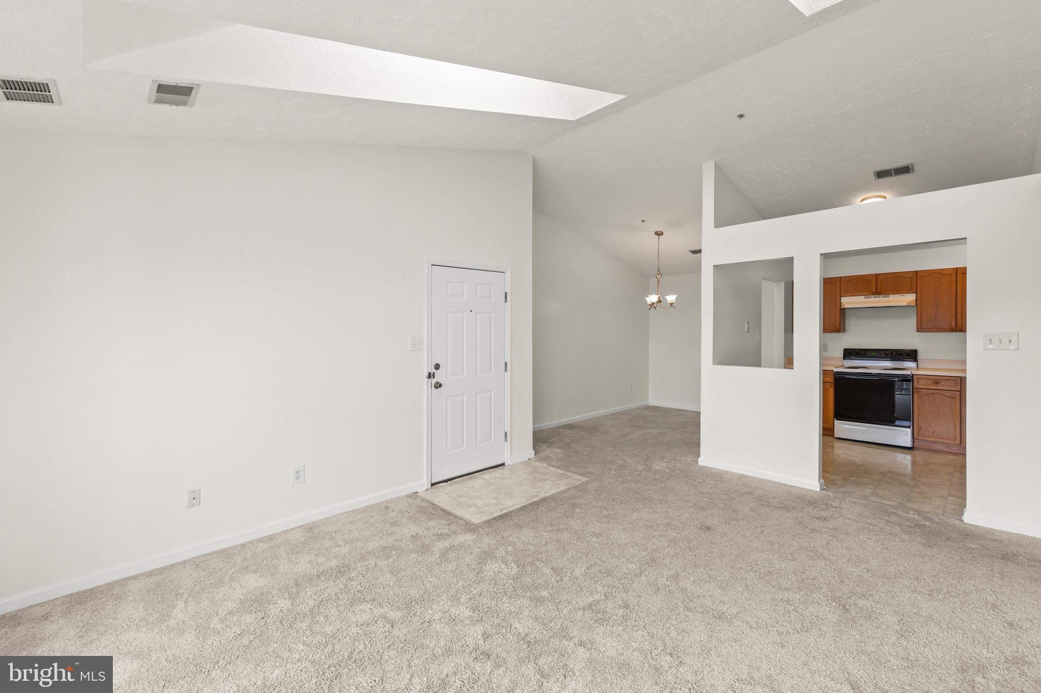 PARKVIEW CONDOMINIUMS - Residential