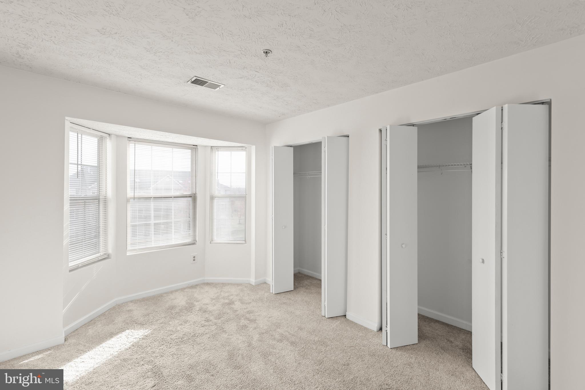 PARKVIEW CONDOMINIUMS - Residential