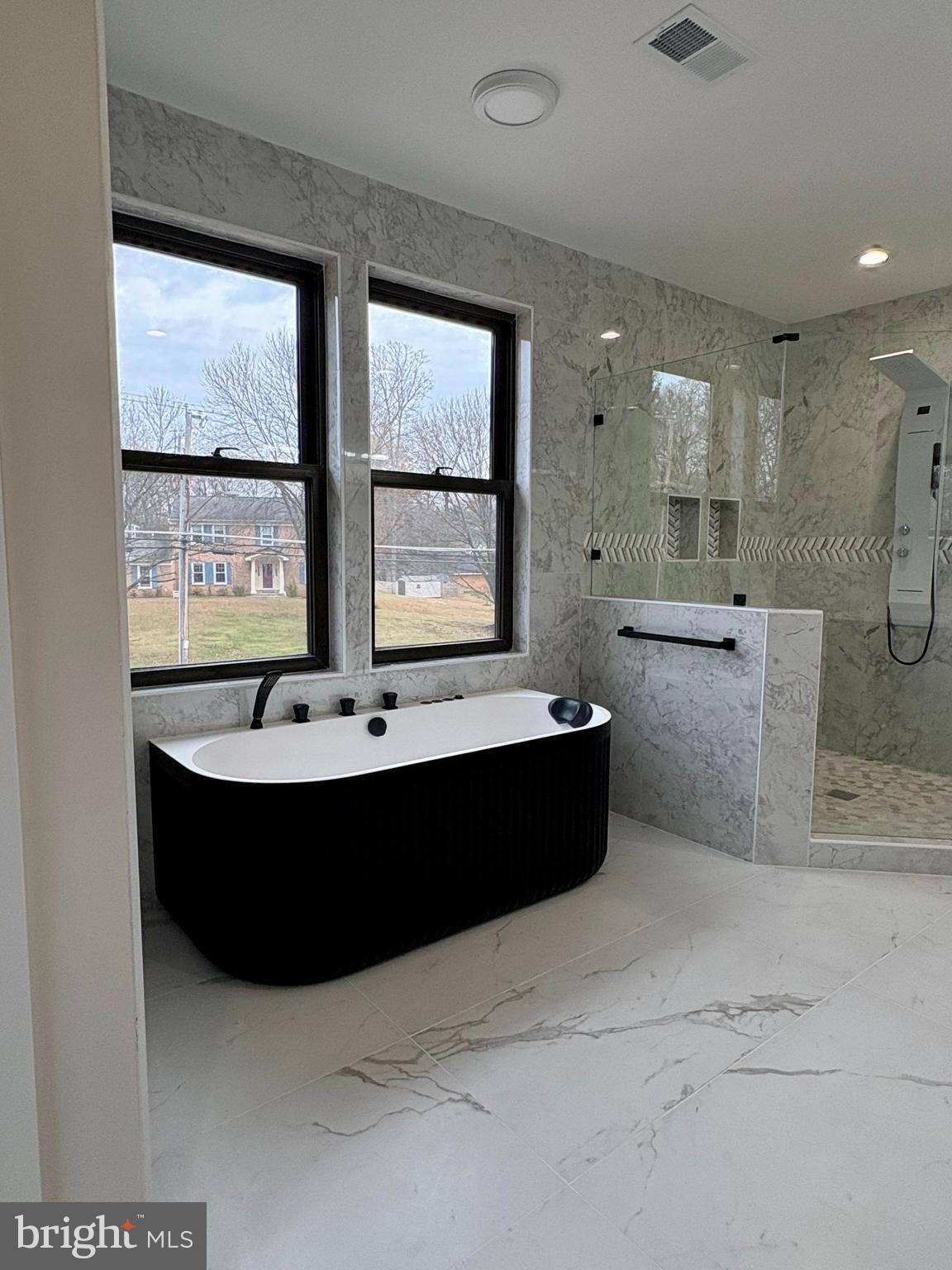 FAIR OAKS - Residential