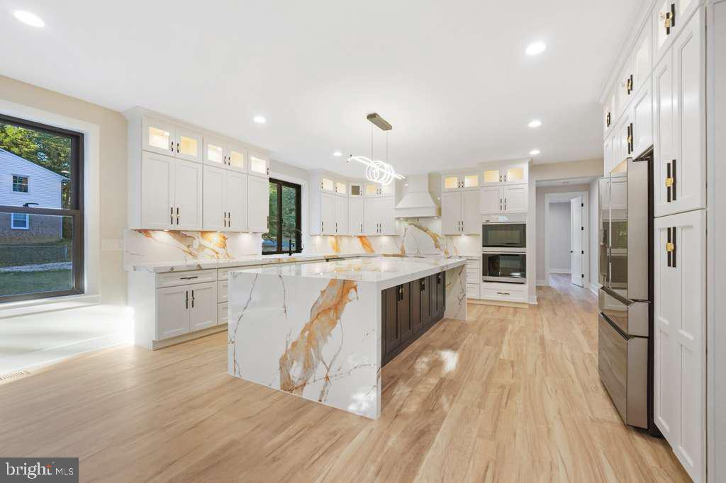 FAIR OAKS - Residential