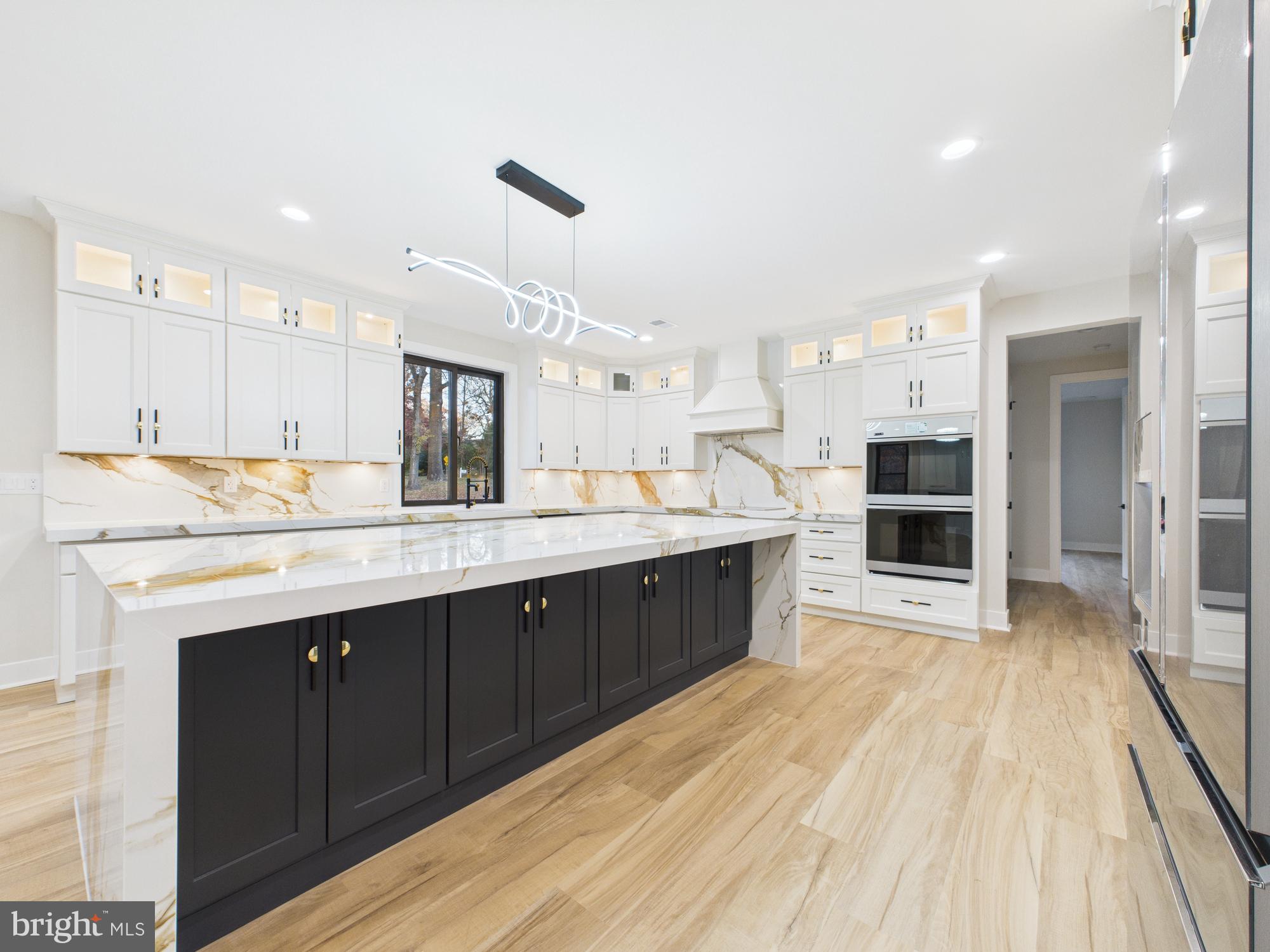 FAIR OAKS - Residential