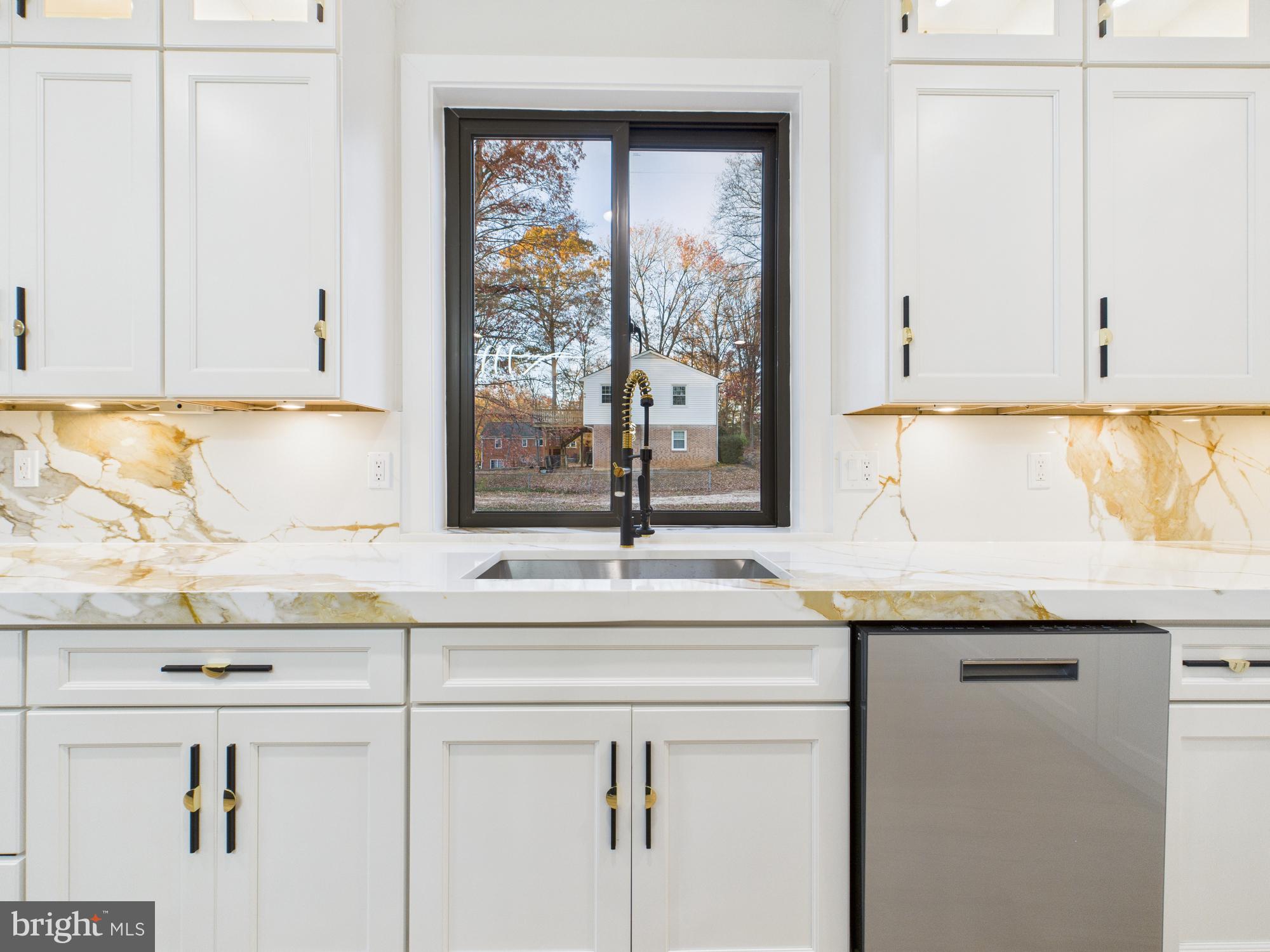 FAIR OAKS - Residential