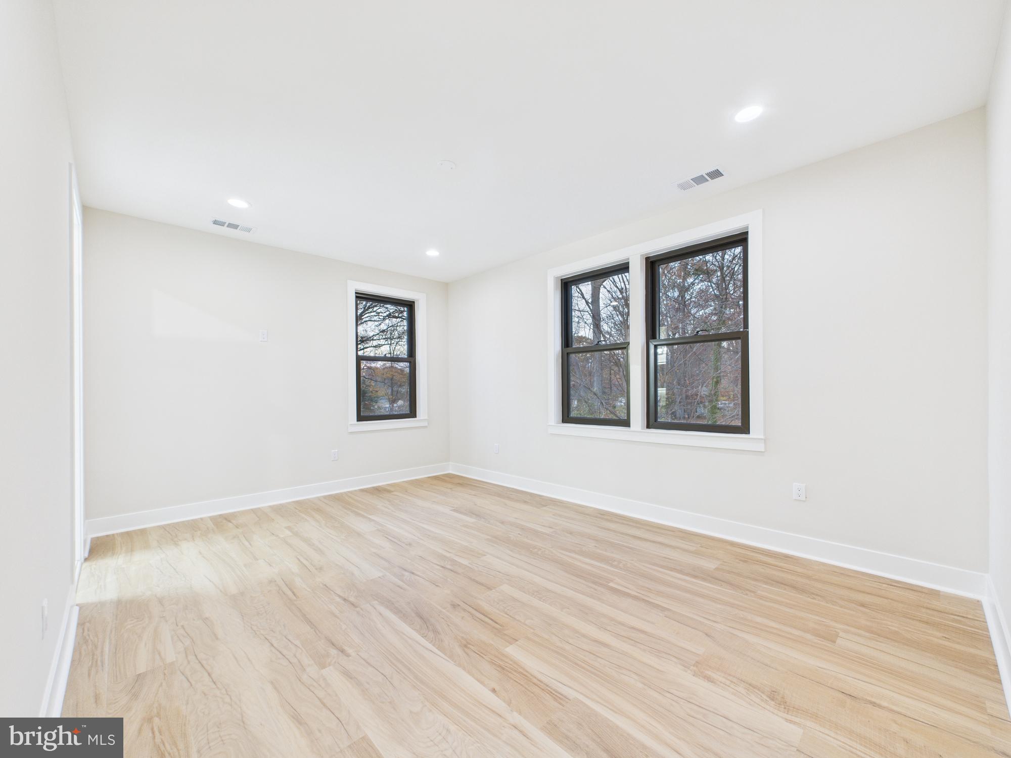 FAIR OAKS - Residential