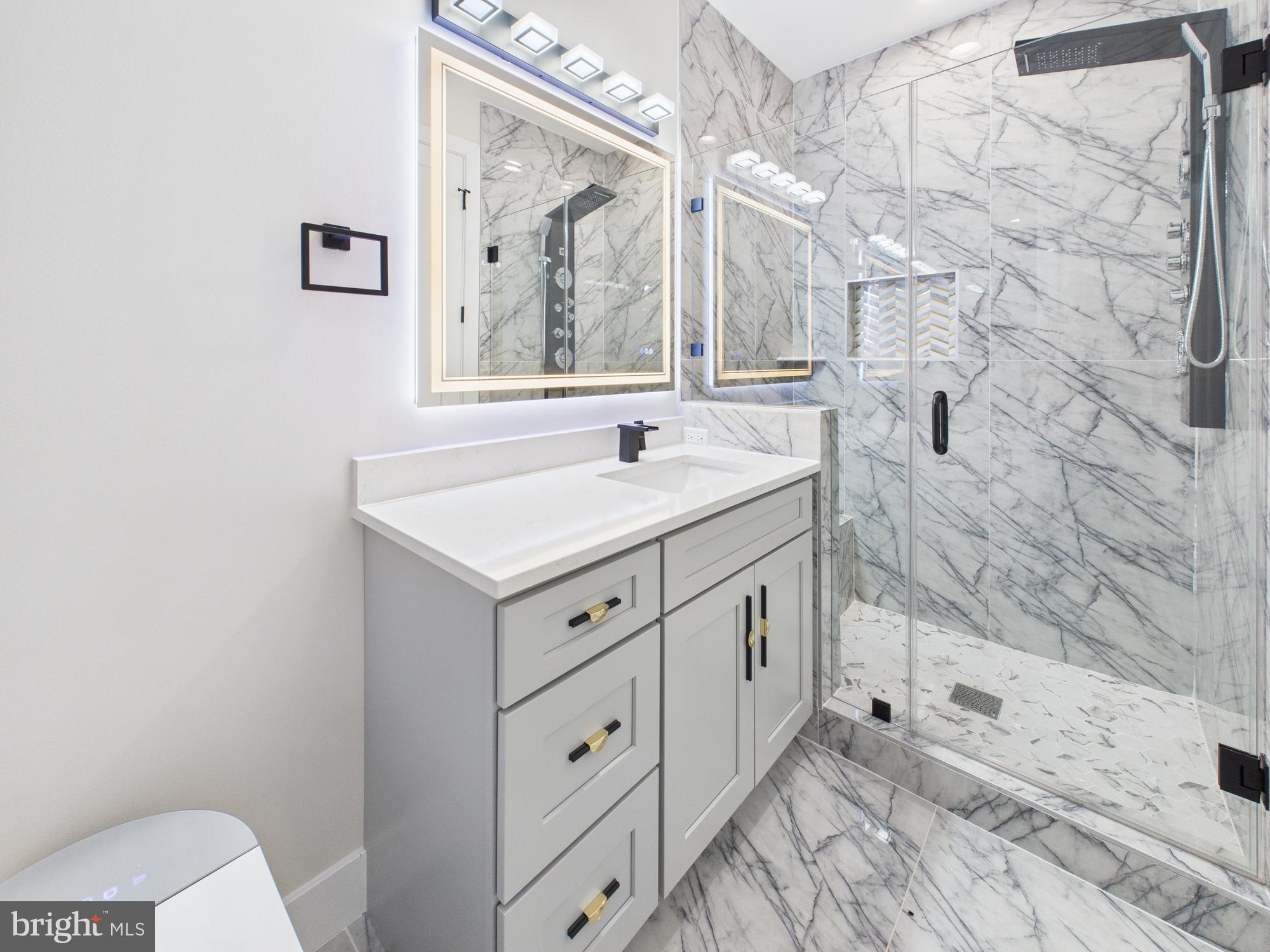 FAIR OAKS - Residential