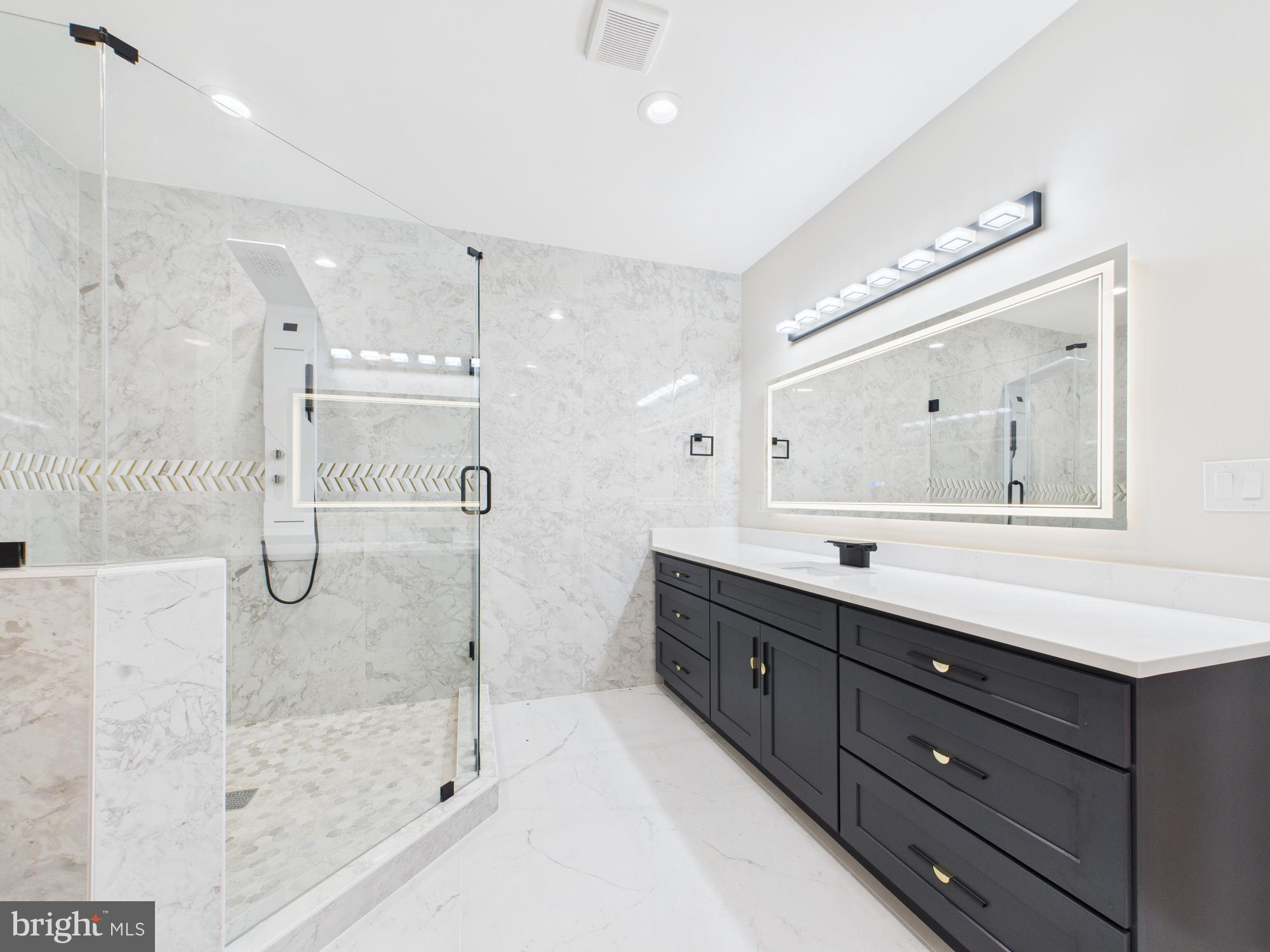 FAIR OAKS - Residential