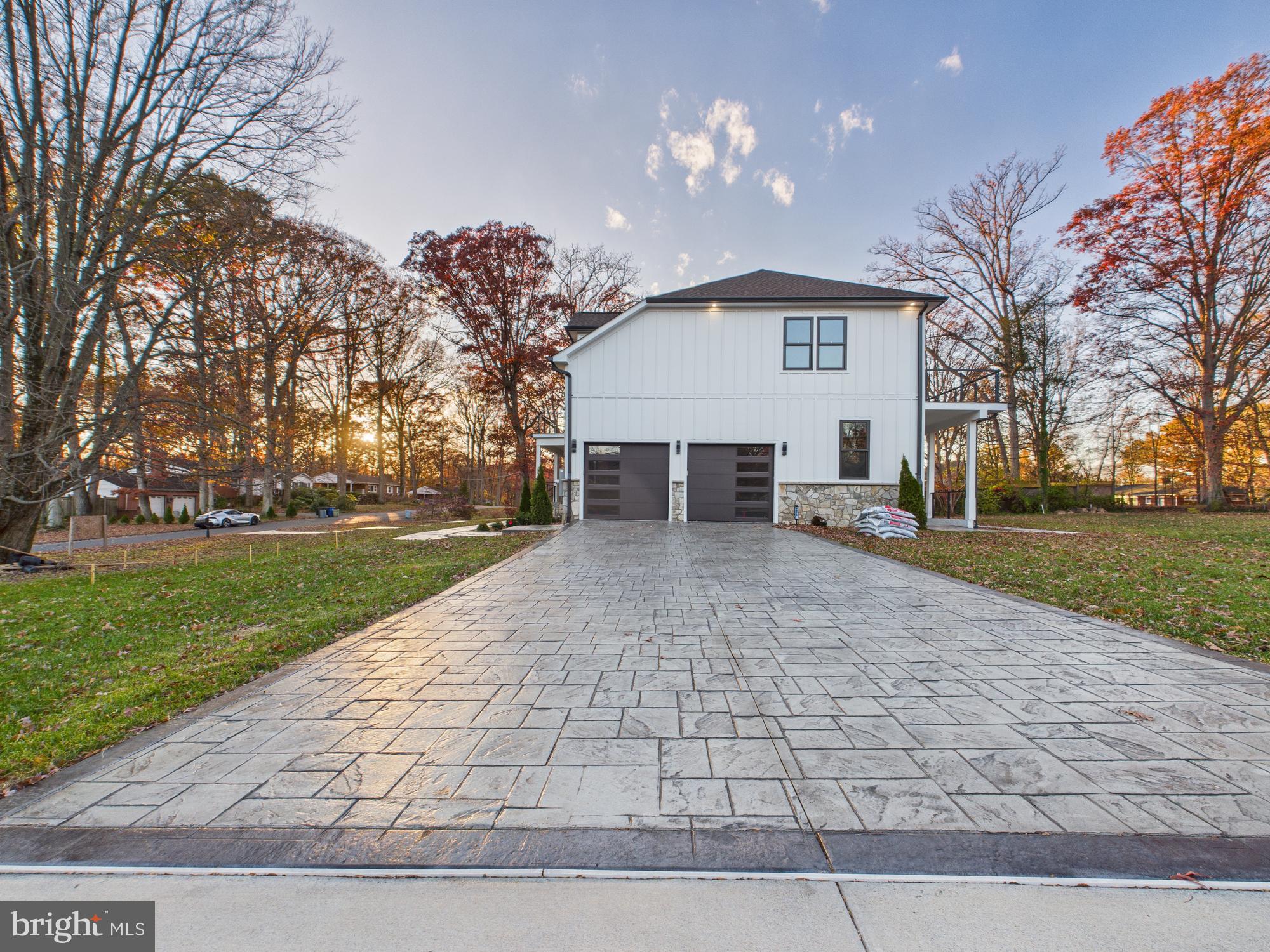 FAIR OAKS - Residential