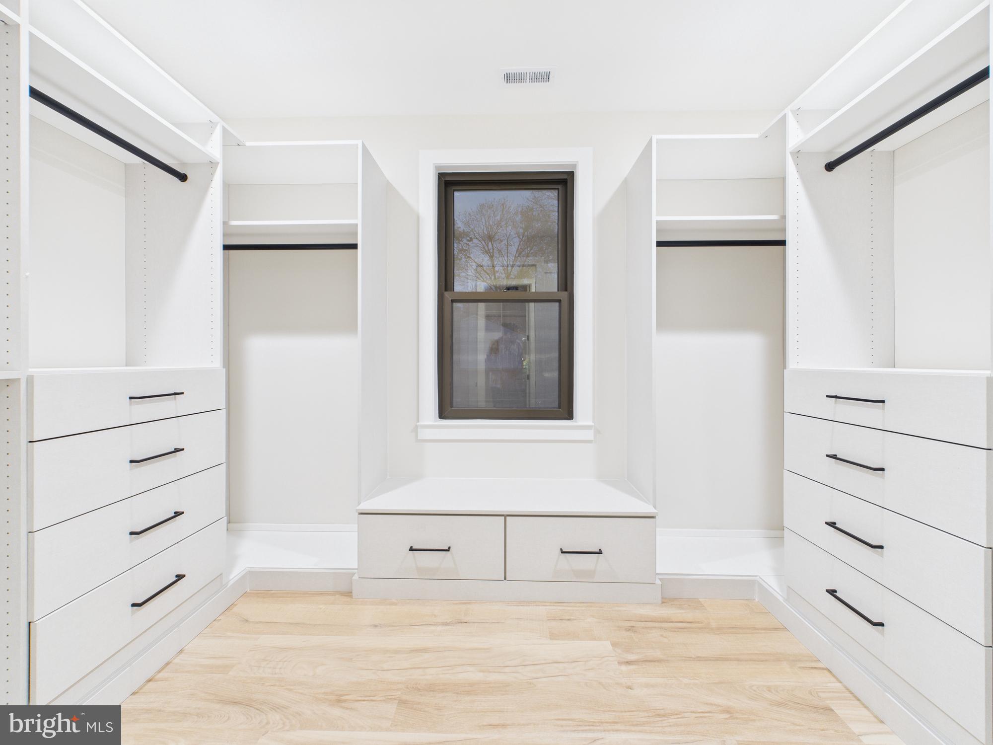 FAIR OAKS - Residential