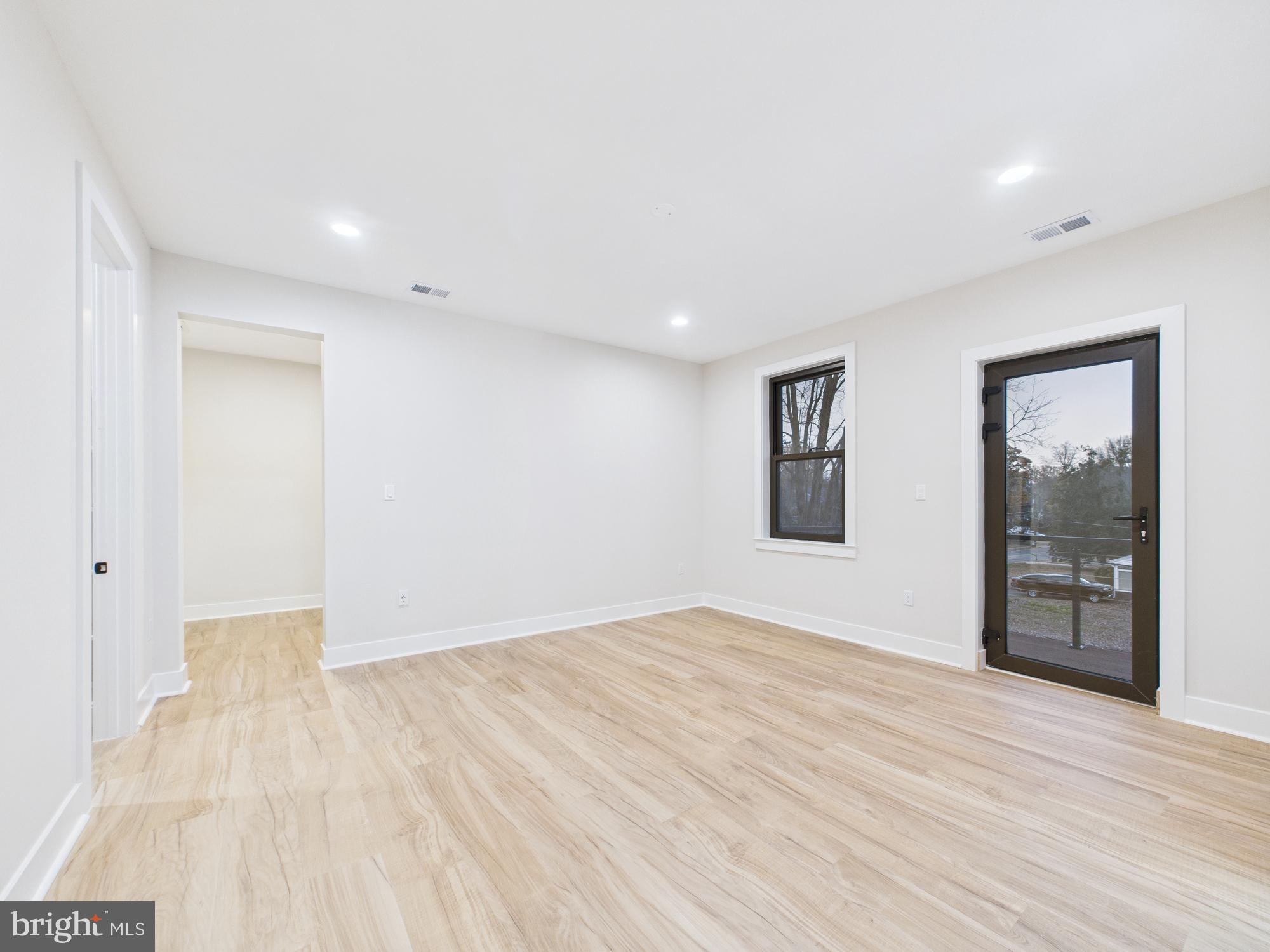 FAIR OAKS - Residential