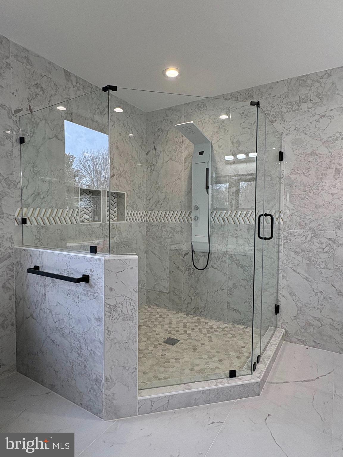 FAIR OAKS - Residential