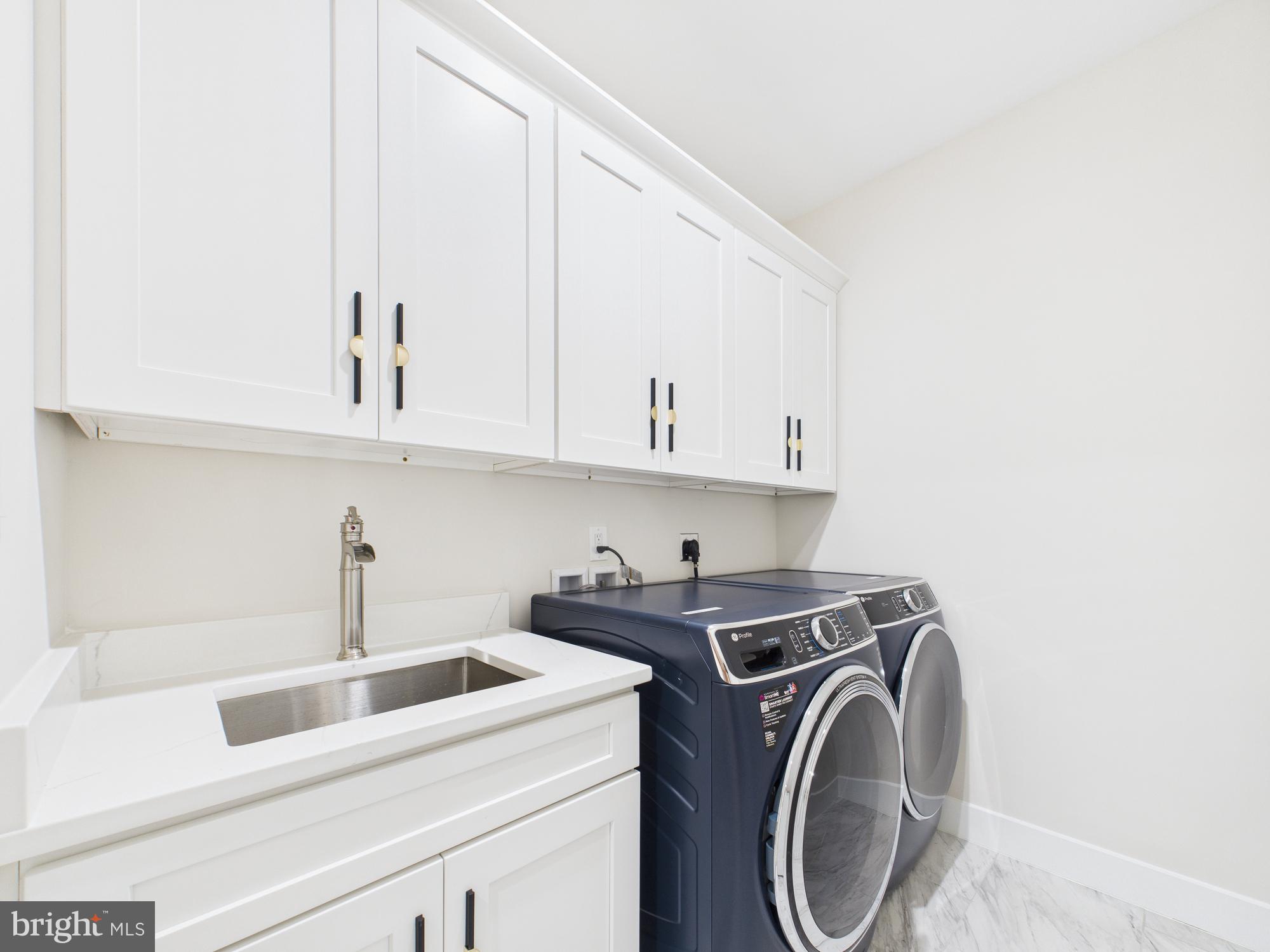 FAIR OAKS - Residential