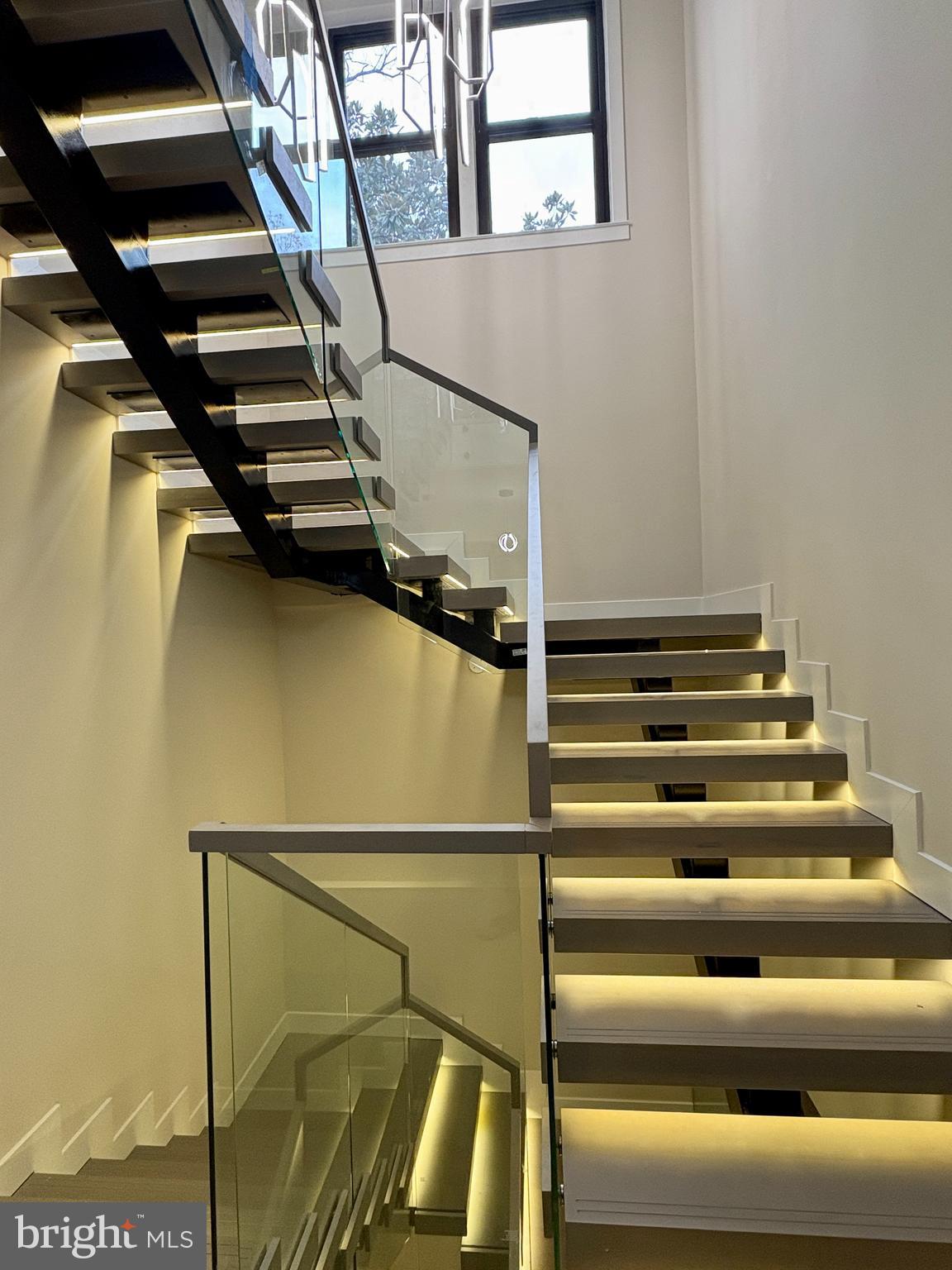 FAIR OAKS - Residential