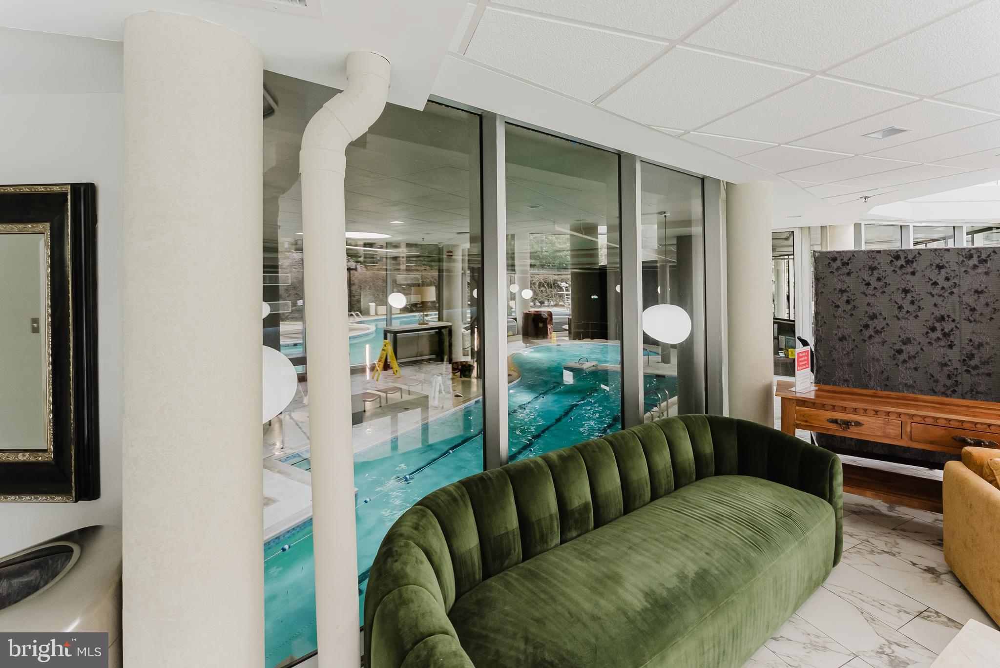 ROTONDA - Residential