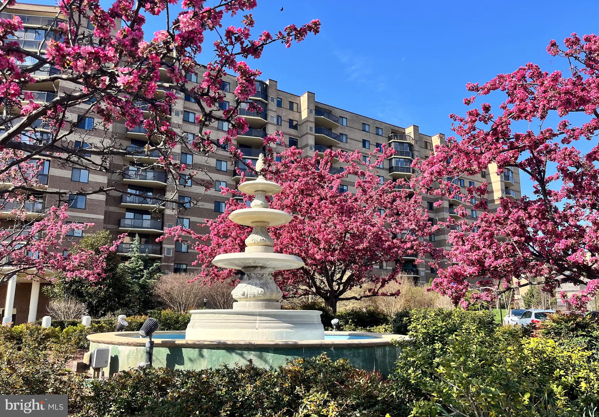 ROTONDA - Residential