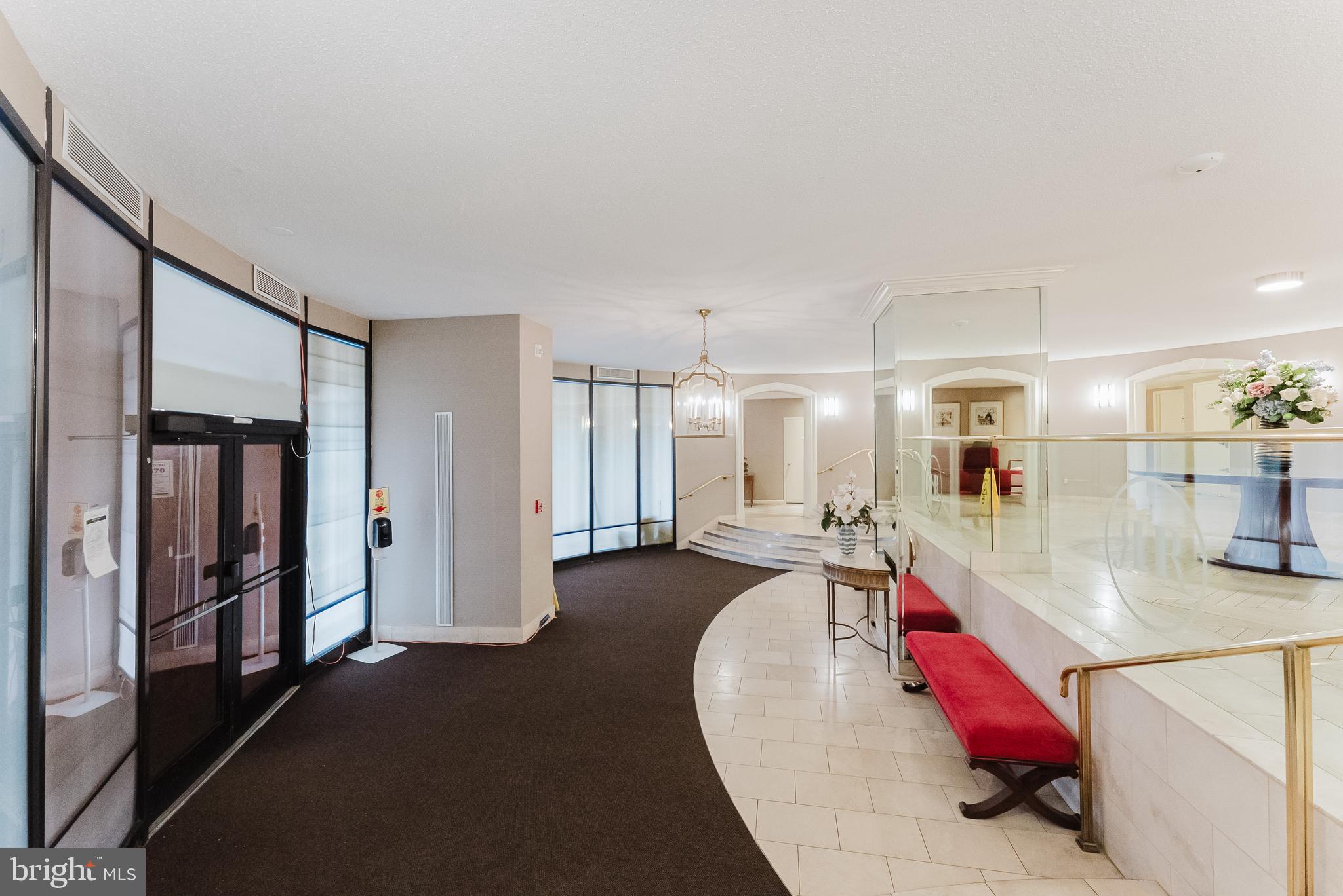 ROTONDA - Residential