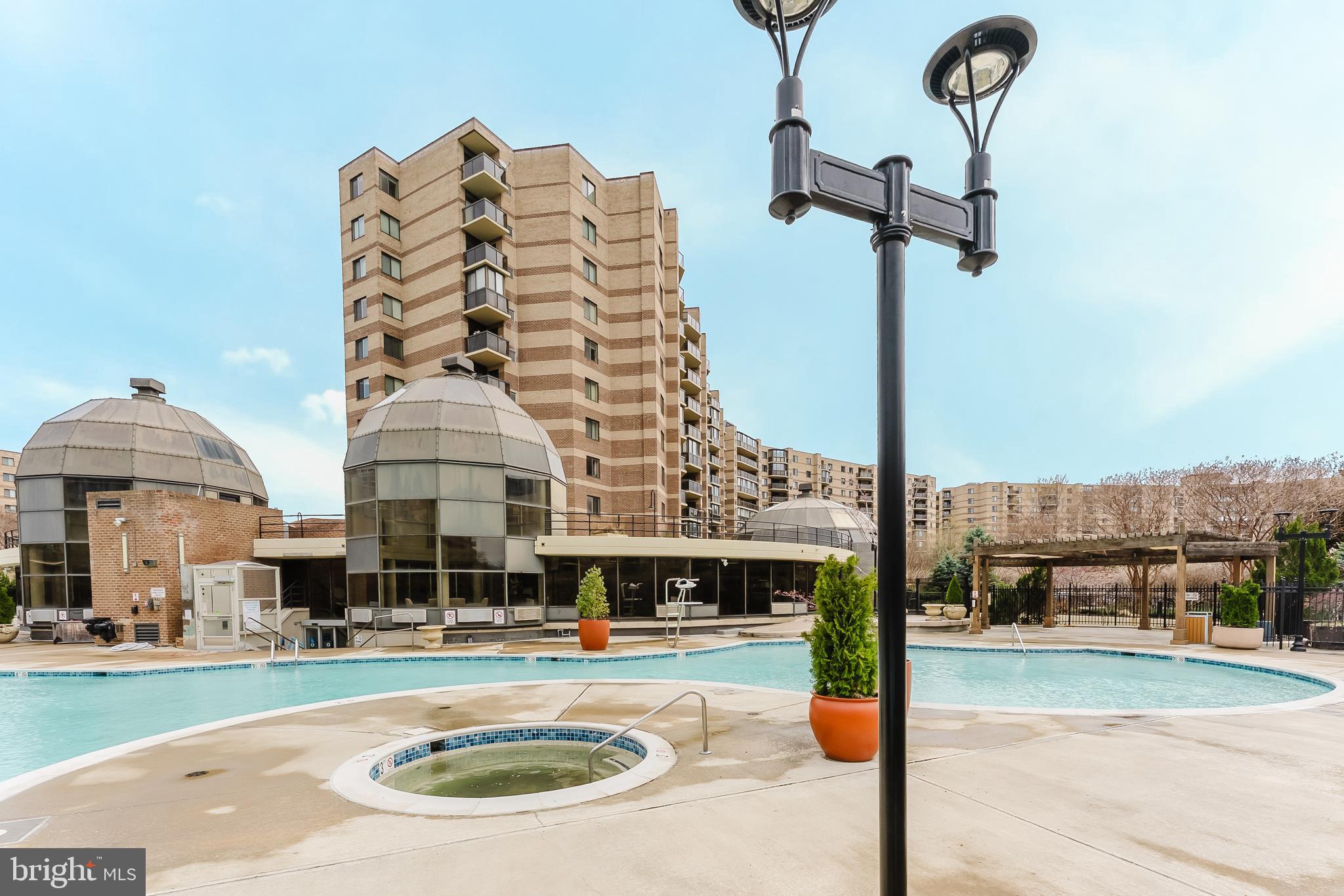 ROTONDA - Residential