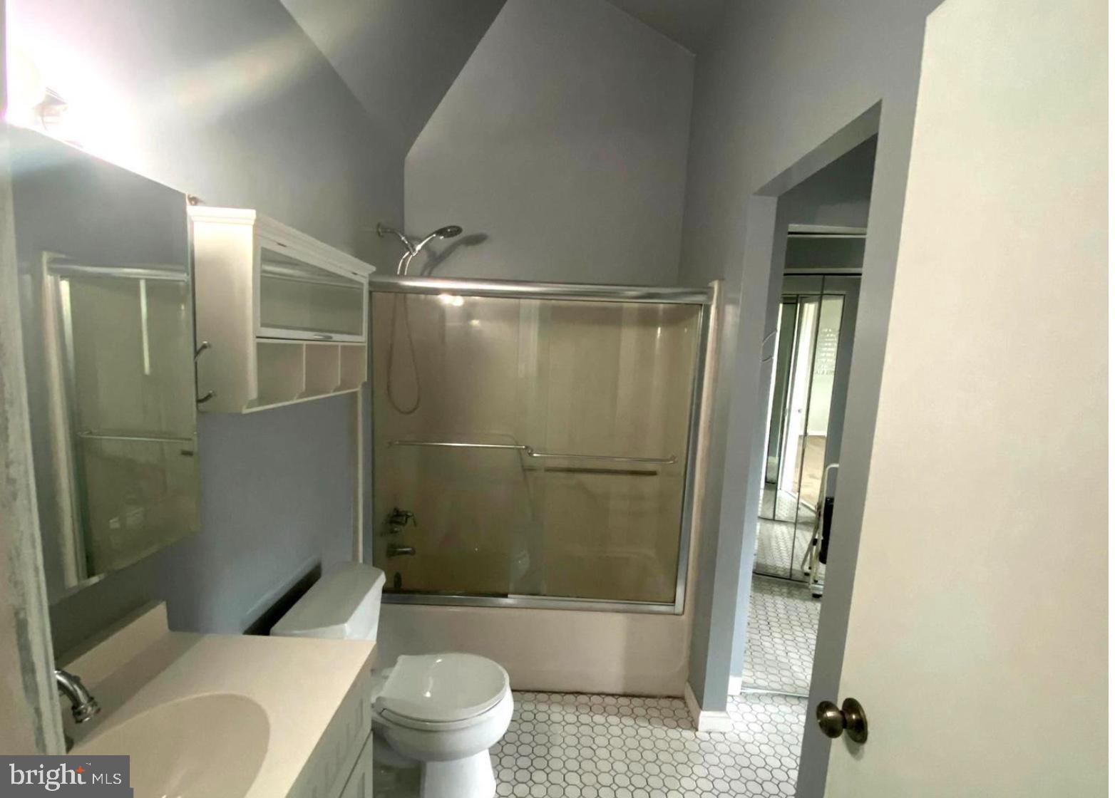 WALNUT RIDGE ESTS - Residential