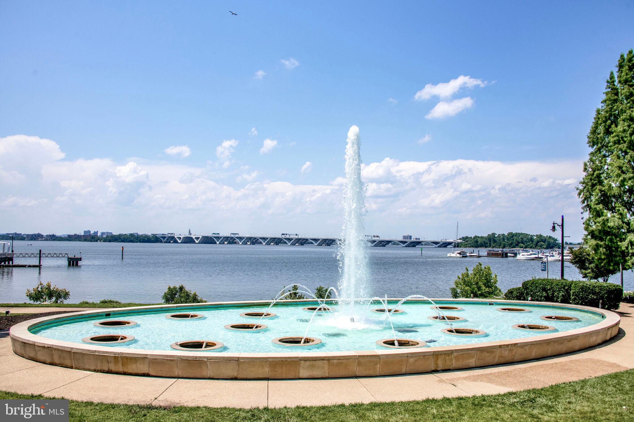 POTOMAC OVERLOOK AT NATIONAL HARBOR - Residential