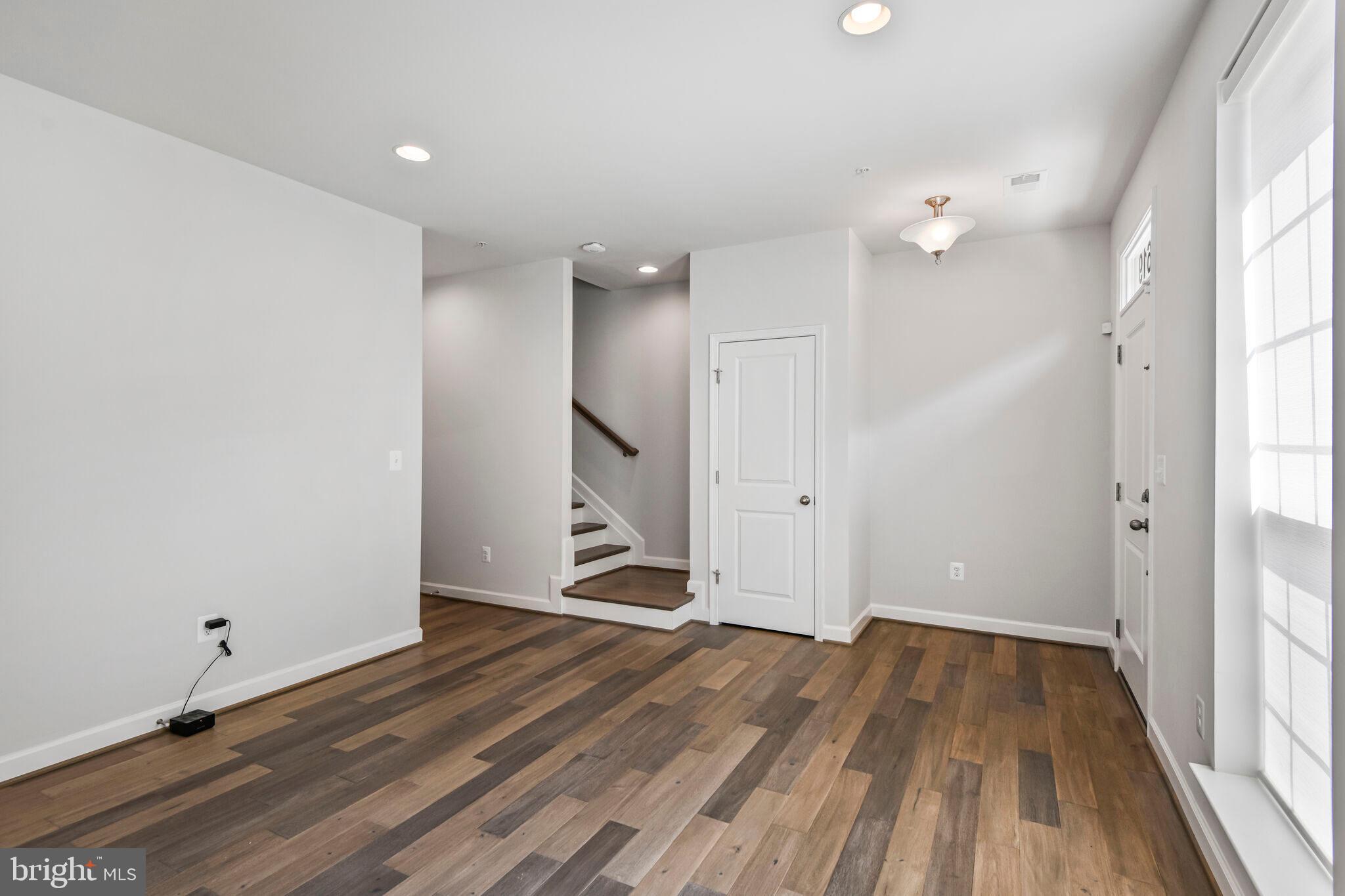 POTOMAC OVERLOOK AT NATIONAL HARBOR - Residential