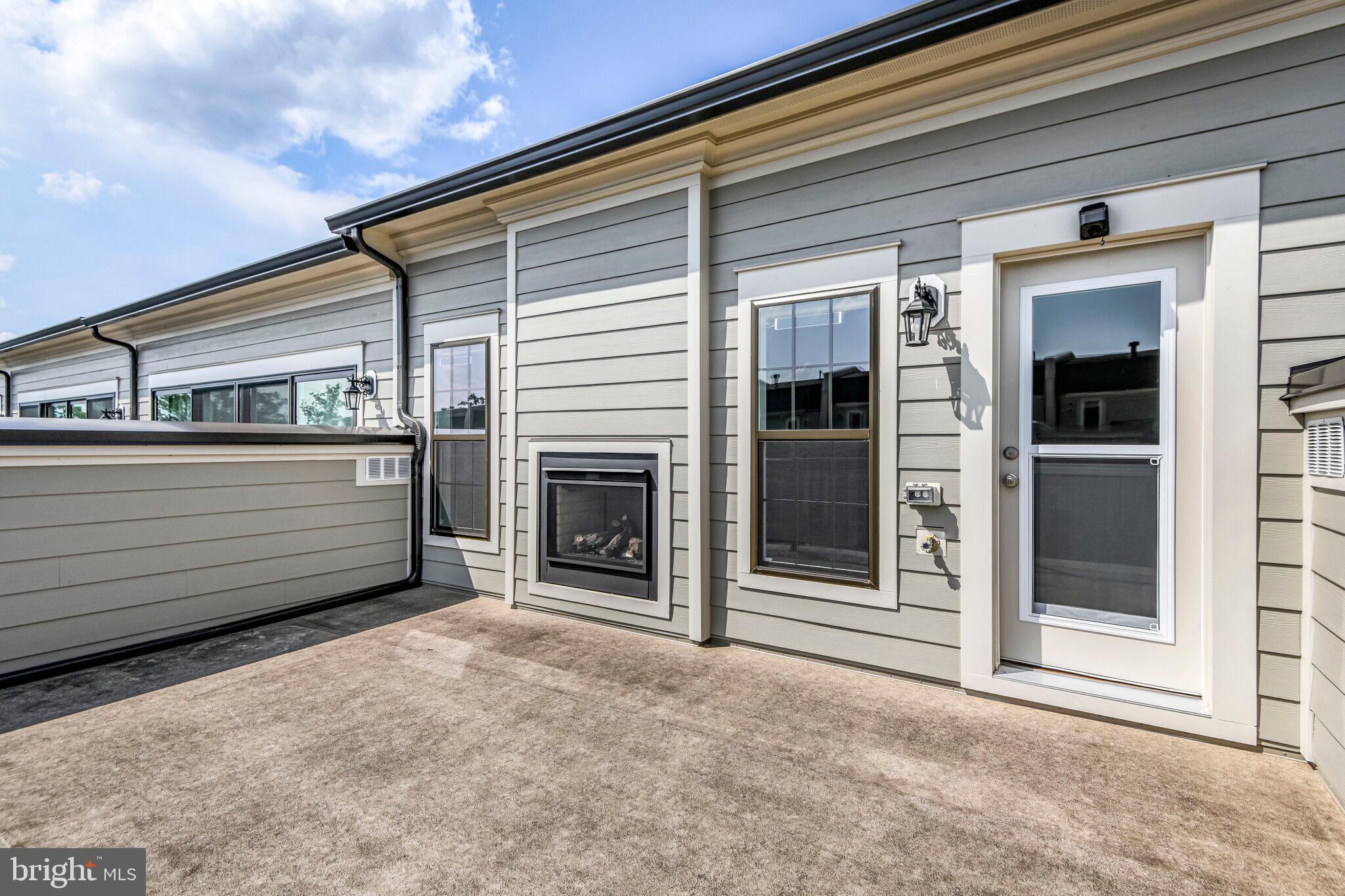 POTOMAC OVERLOOK AT NATIONAL HARBOR - Residential