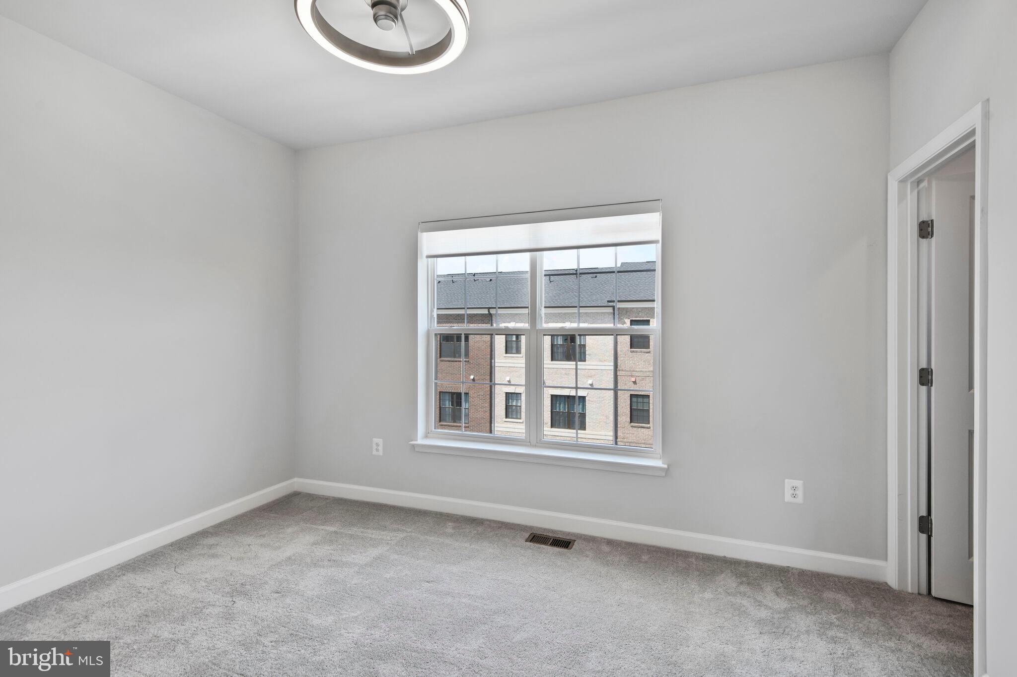 POTOMAC OVERLOOK AT NATIONAL HARBOR - Residential