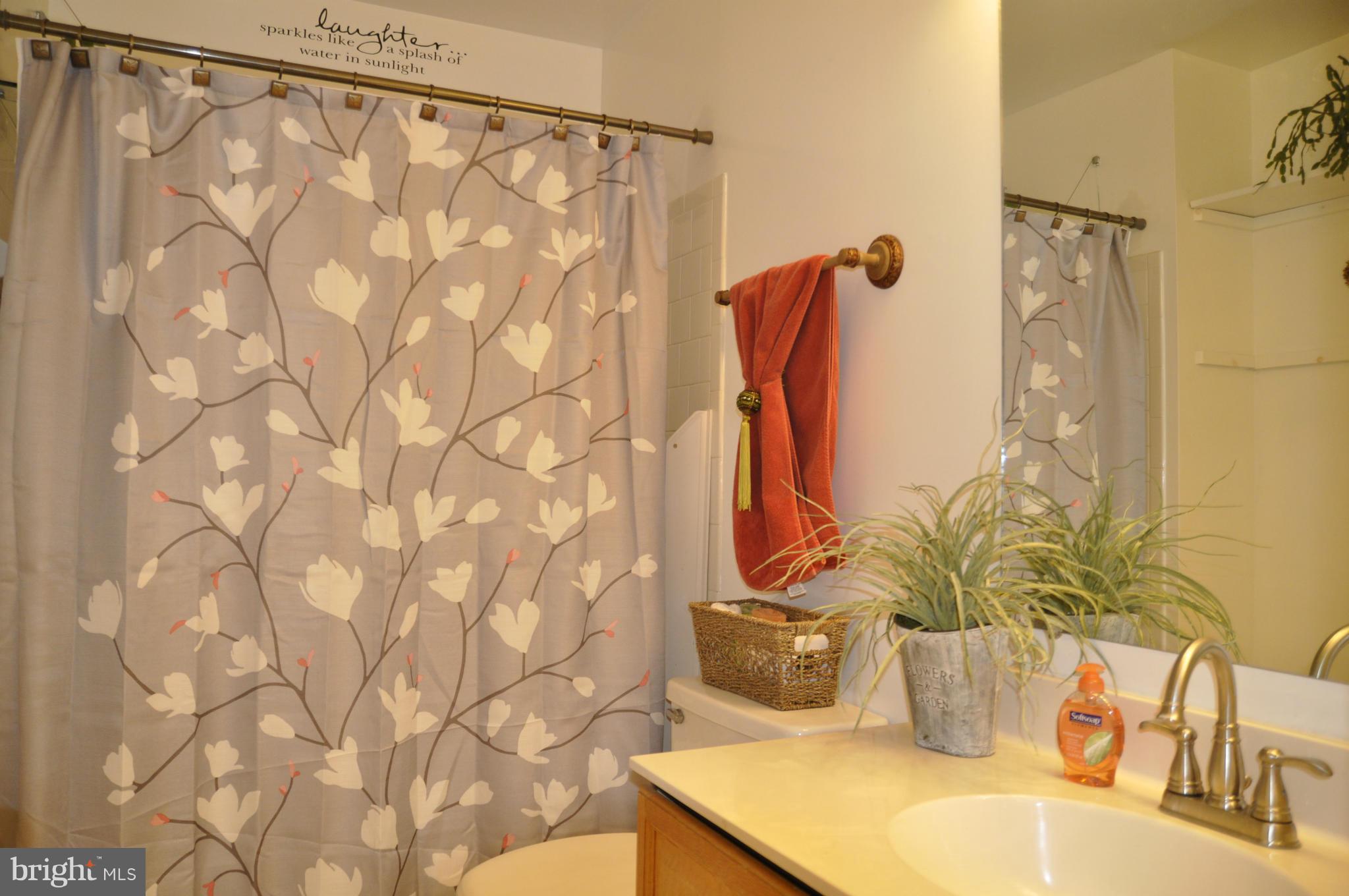 SEQUOIA LEA - Residential