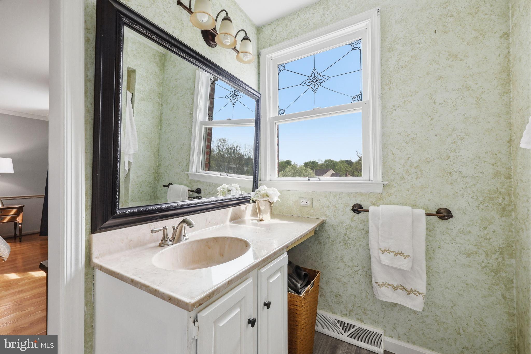 MIRROR LAKE FARMS - Residential