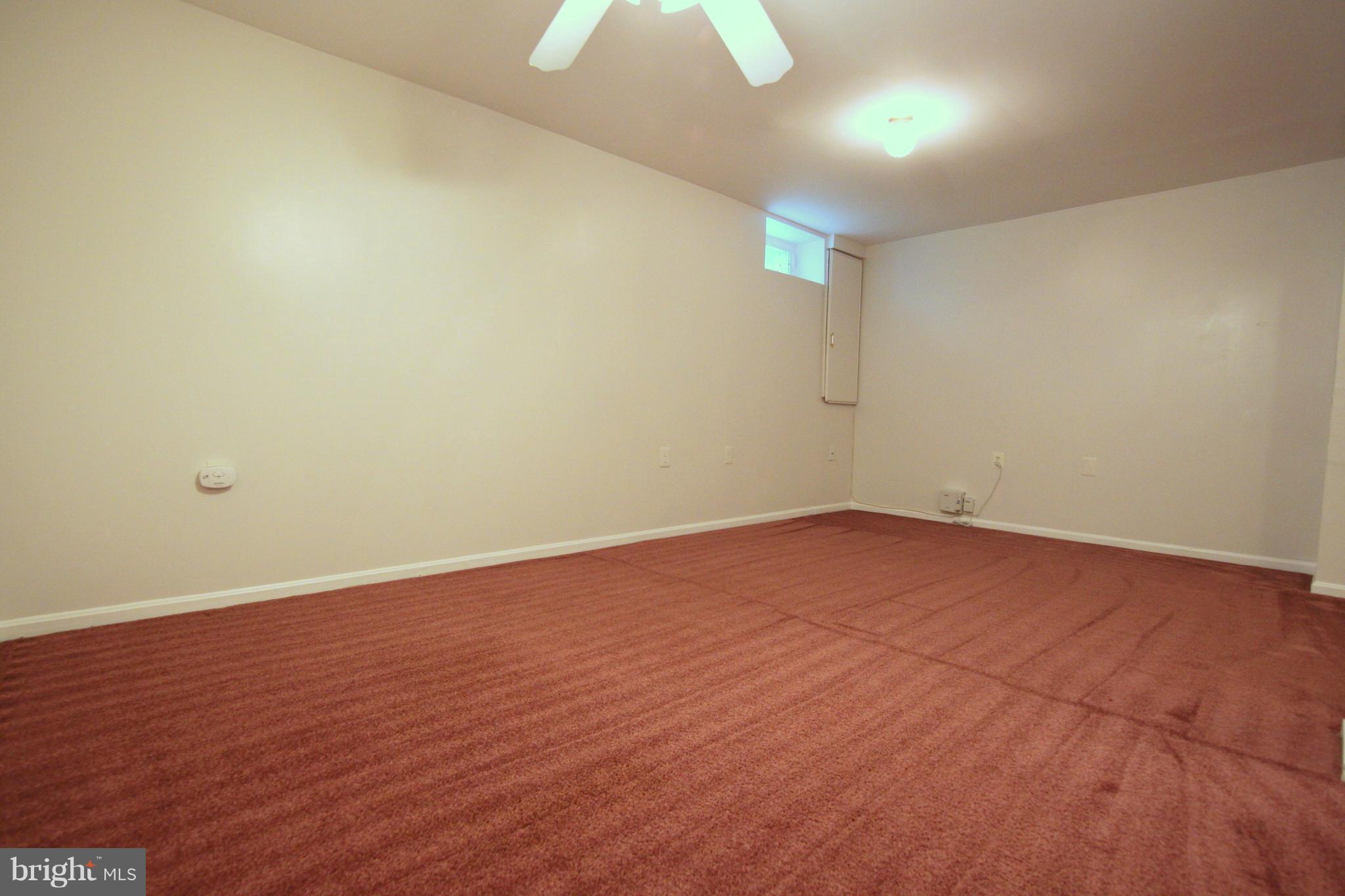 PARK OVERLOOK - Residential Lease