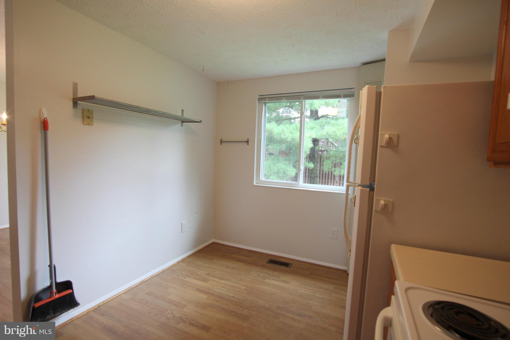 PARK OVERLOOK - Residential Lease