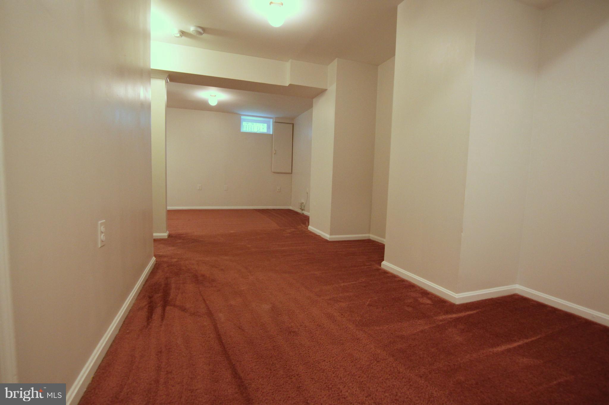 PARK OVERLOOK - Residential Lease