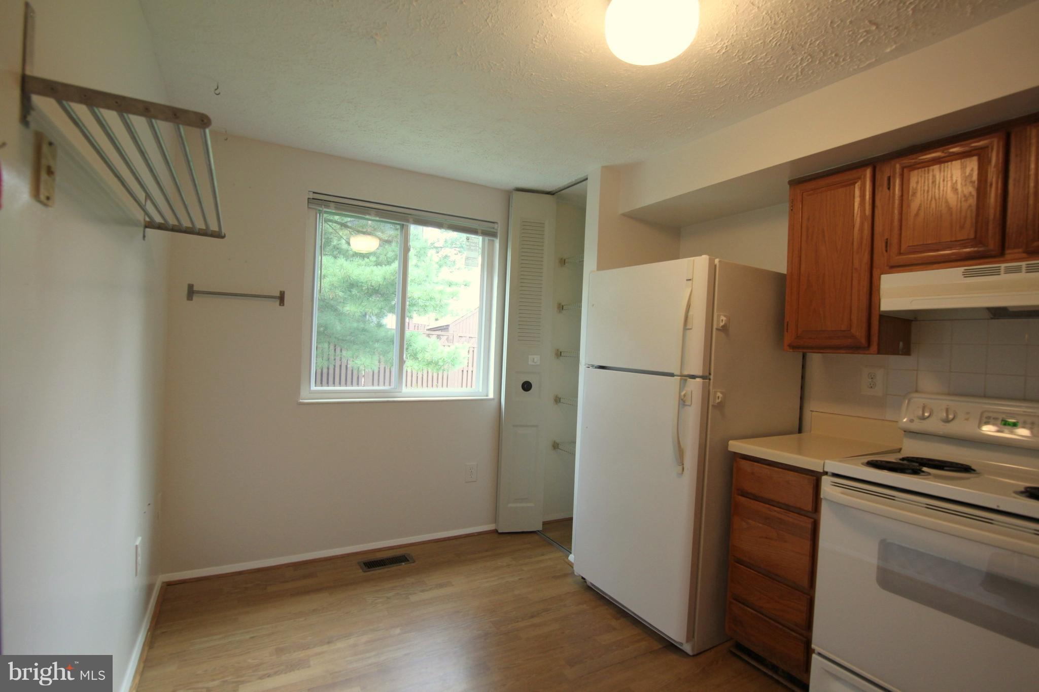 PARK OVERLOOK - Residential Lease