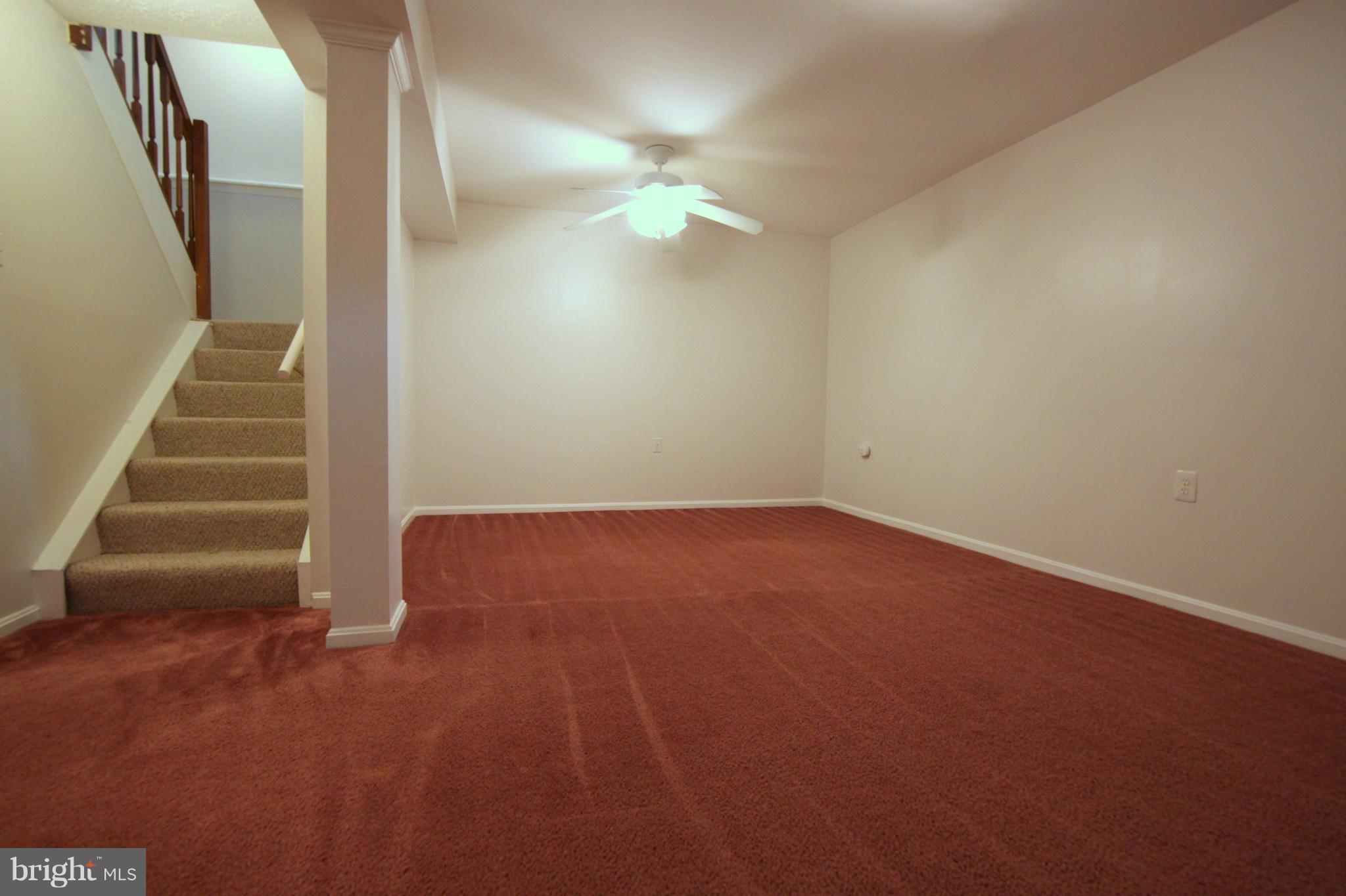 PARK OVERLOOK - Residential Lease