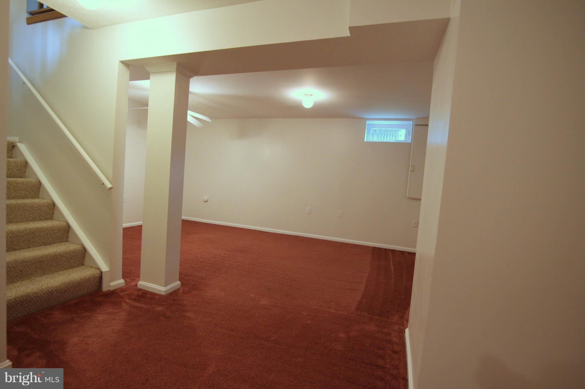 PARK OVERLOOK - Residential Lease