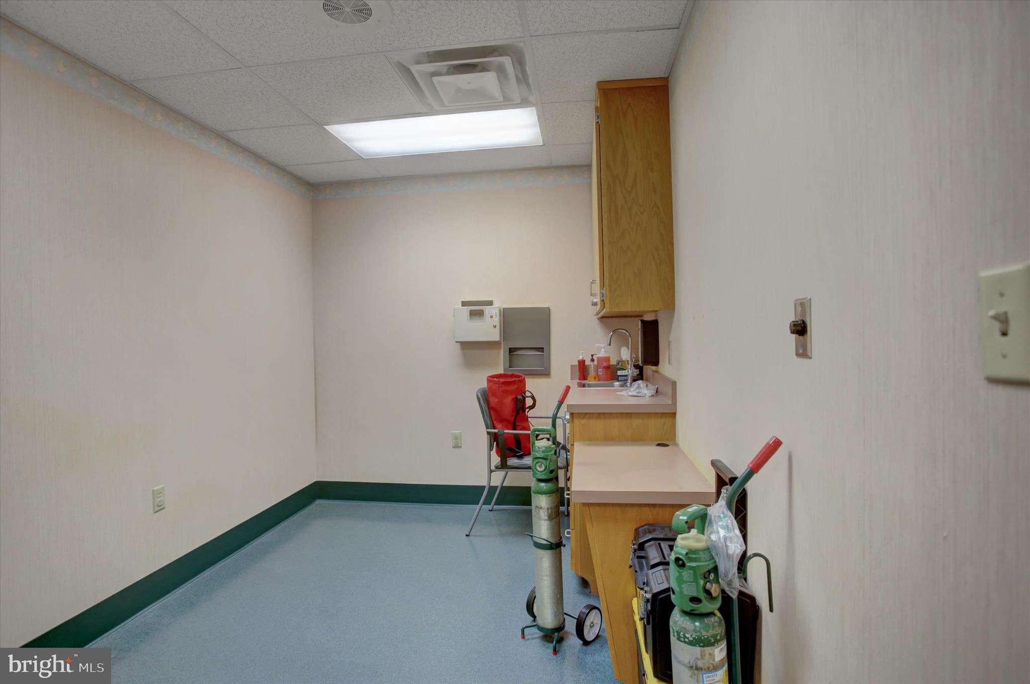 PARK FIFTH AVENUE - Commercial Sale