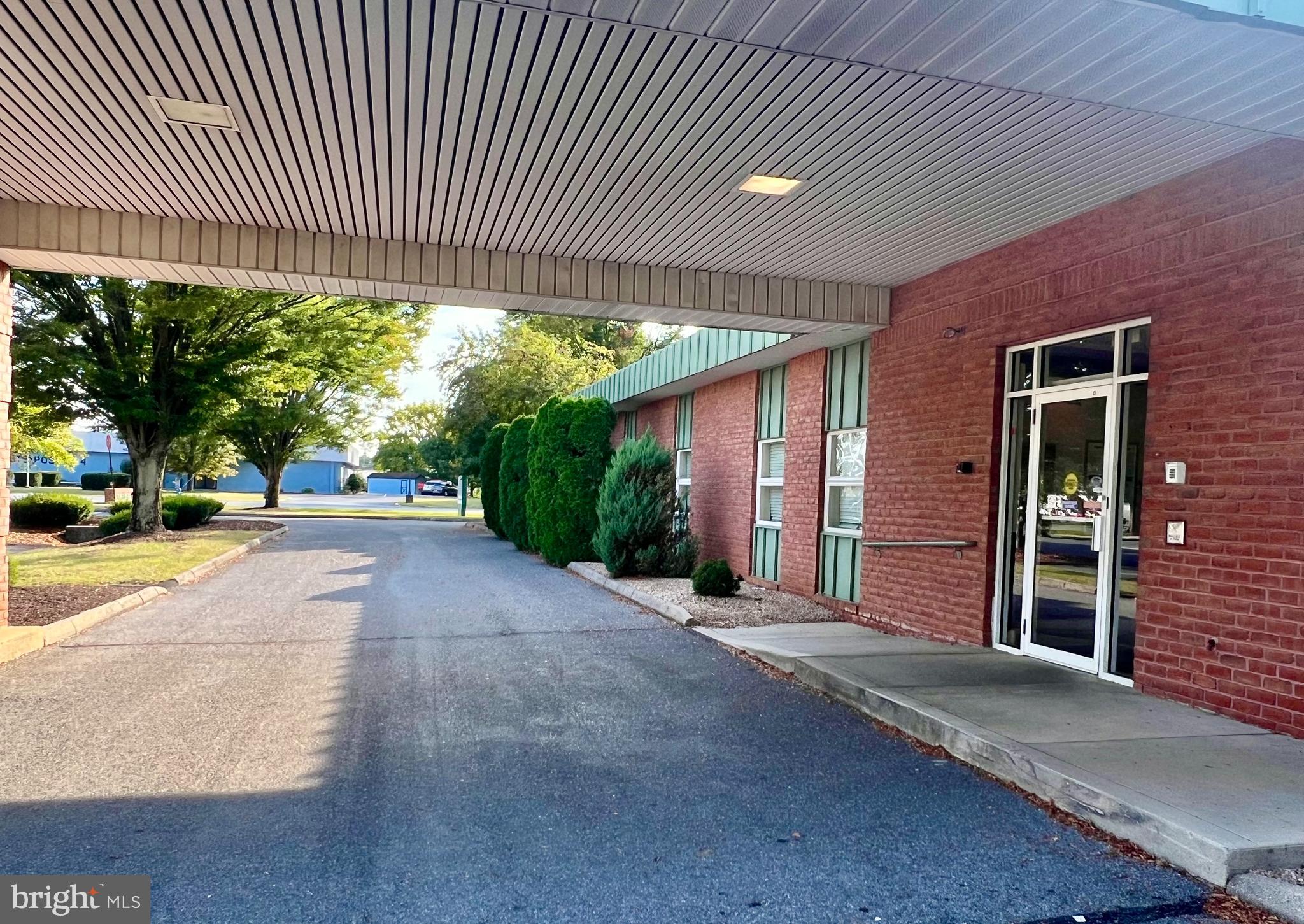 PARK FIFTH AVENUE - Commercial Sale