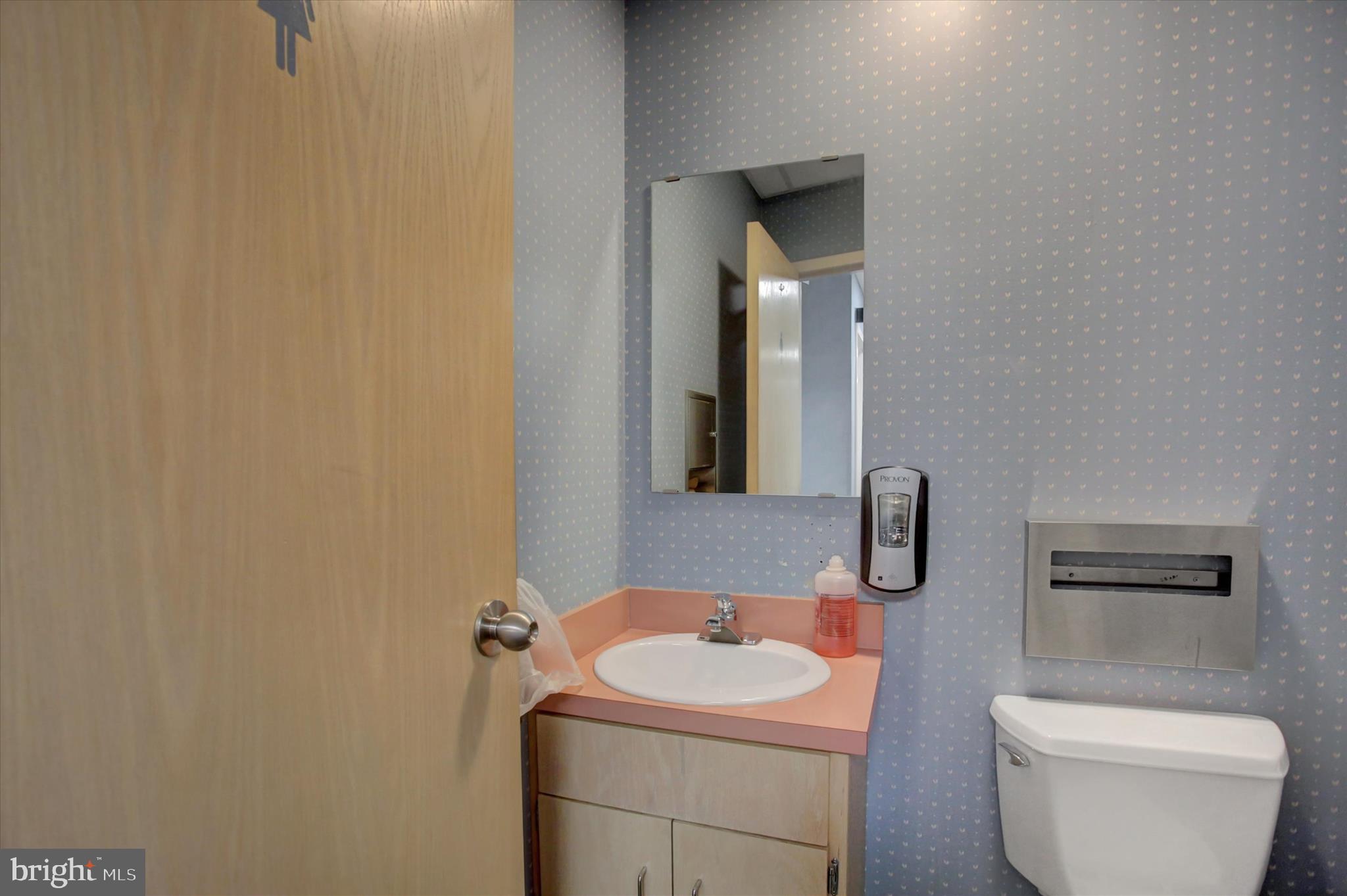 PARK FIFTH AVENUE - Commercial Sale