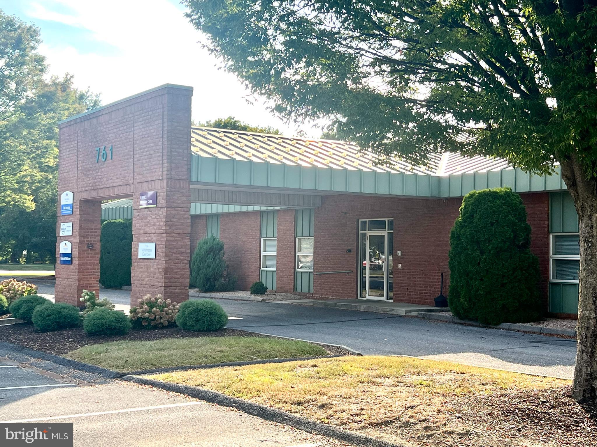 PARK FIFTH AVENUE - Commercial Sale