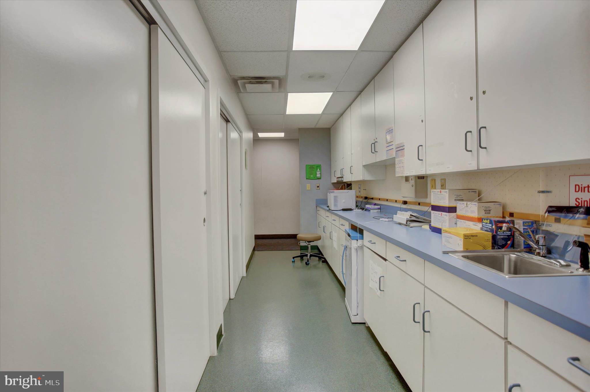 PARK FIFTH AVENUE - Commercial Sale