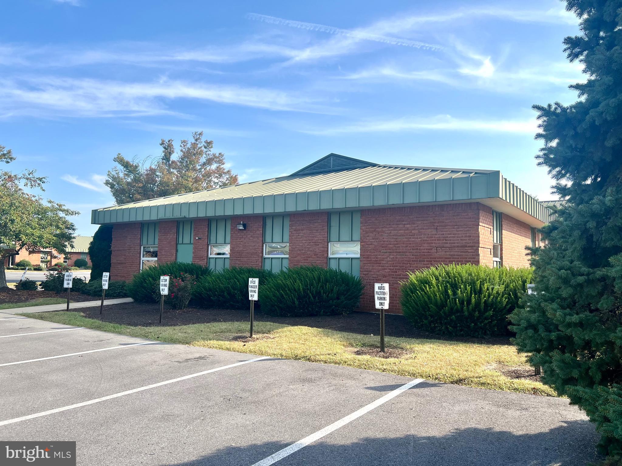 PARK FIFTH AVENUE - Commercial Sale