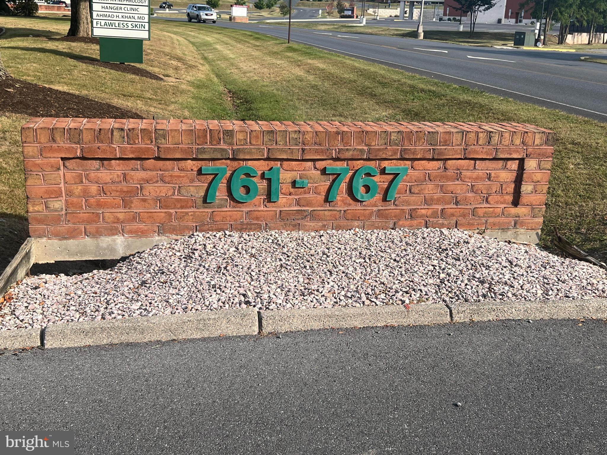 PARK FIFTH AVENUE - Commercial Sale