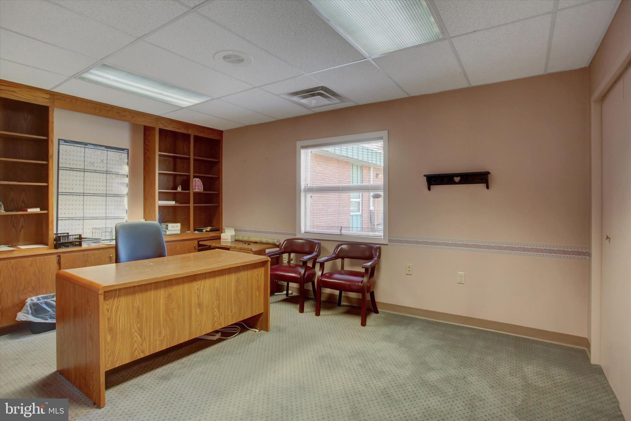 PARK FIFTH AVENUE - Commercial Sale