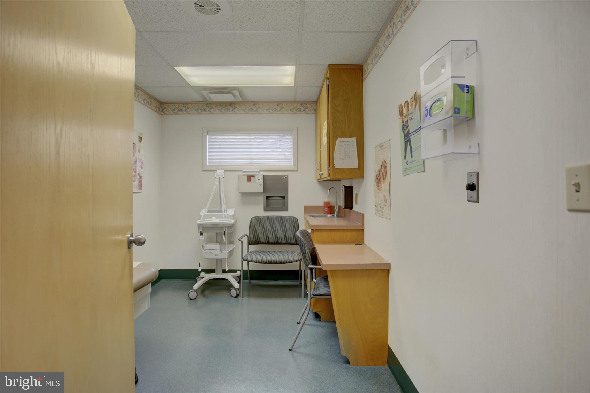 PARK FIFTH AVENUE - Commercial Sale