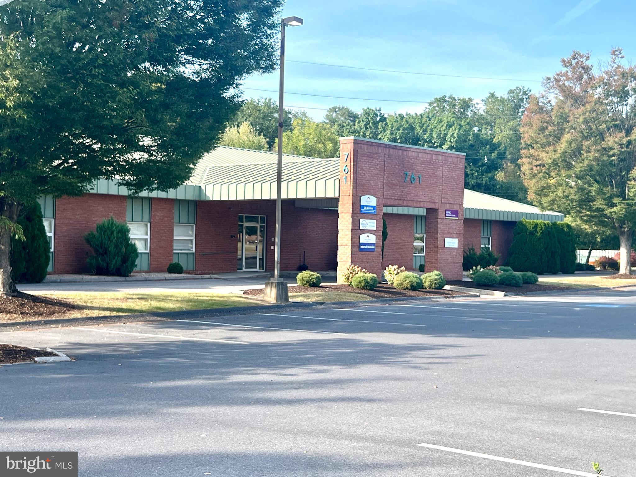 PARK FIFTH AVENUE - Commercial Sale