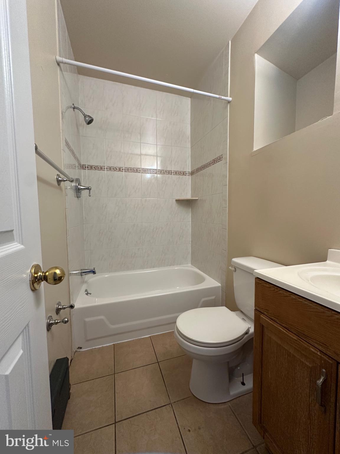 SOUTH KENSINGTON - Residential Lease