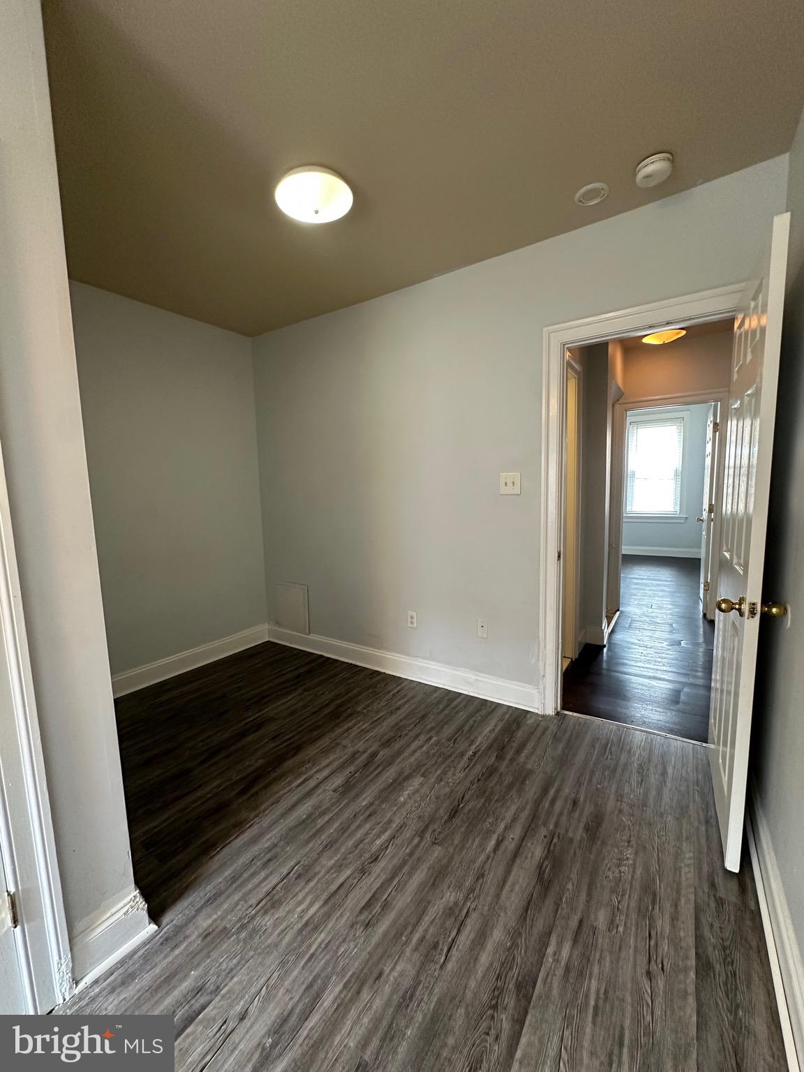 SOUTH KENSINGTON - Residential Lease