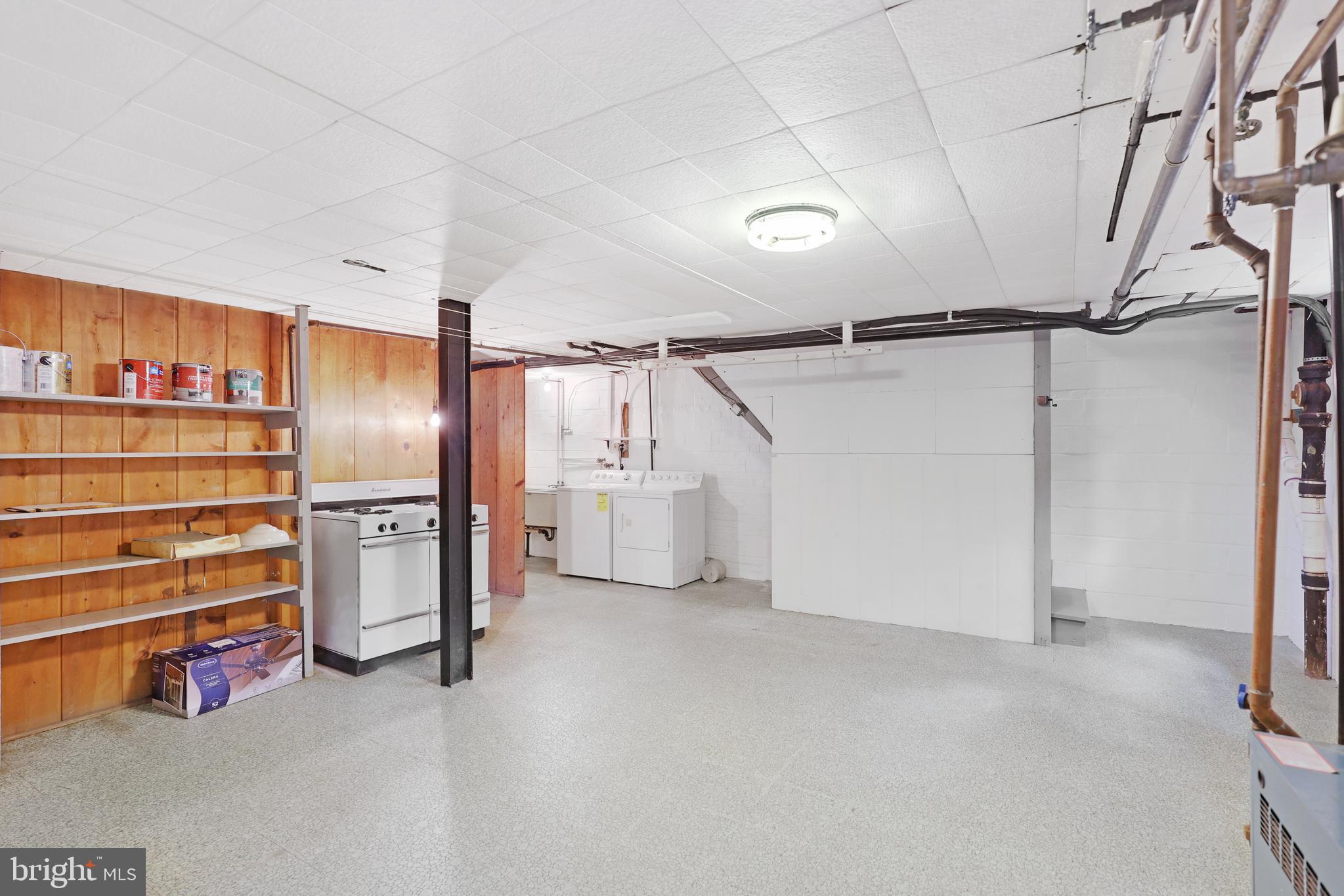 ARLINGTON HEIGHTS - Residential