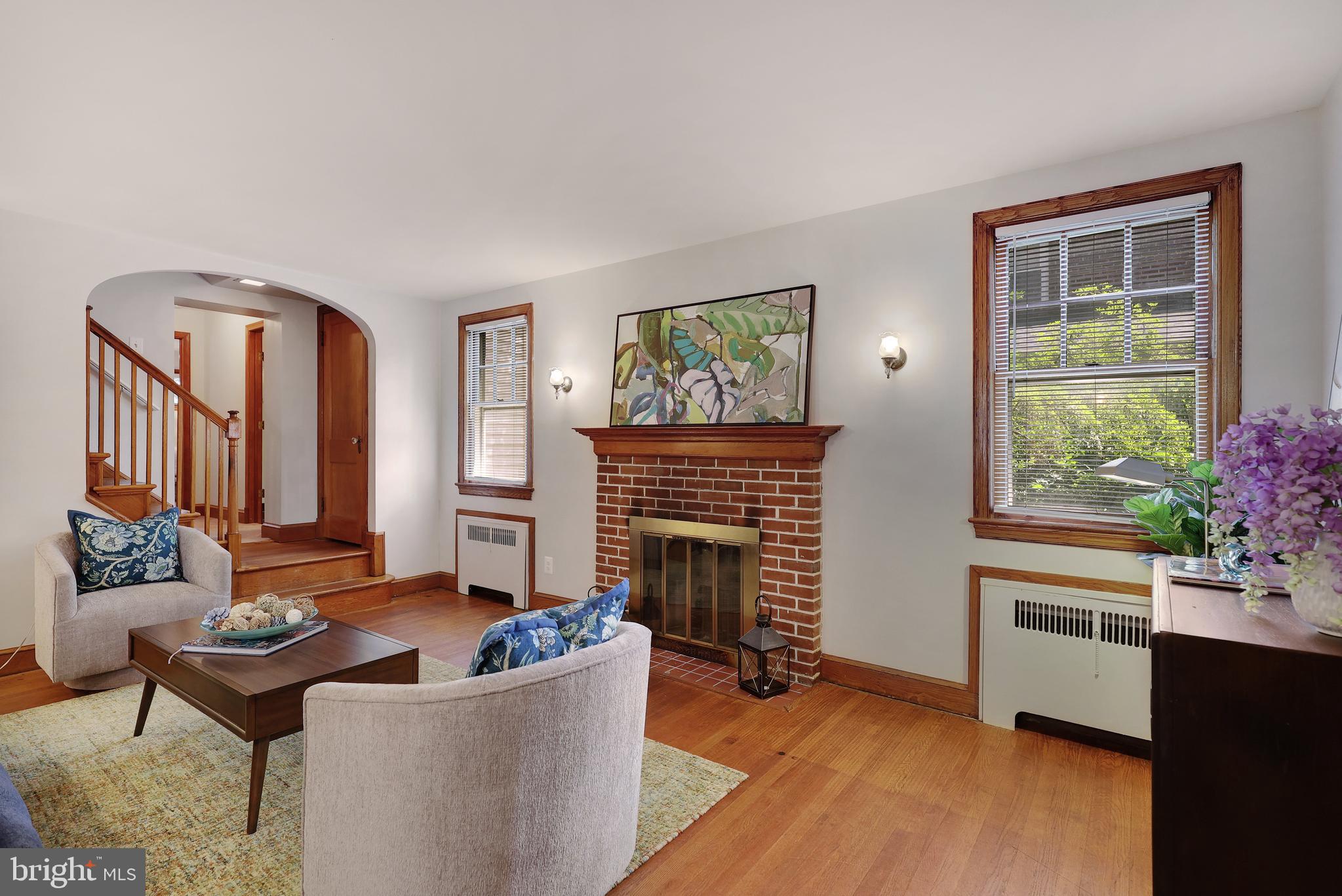 ARLINGTON HEIGHTS - Residential