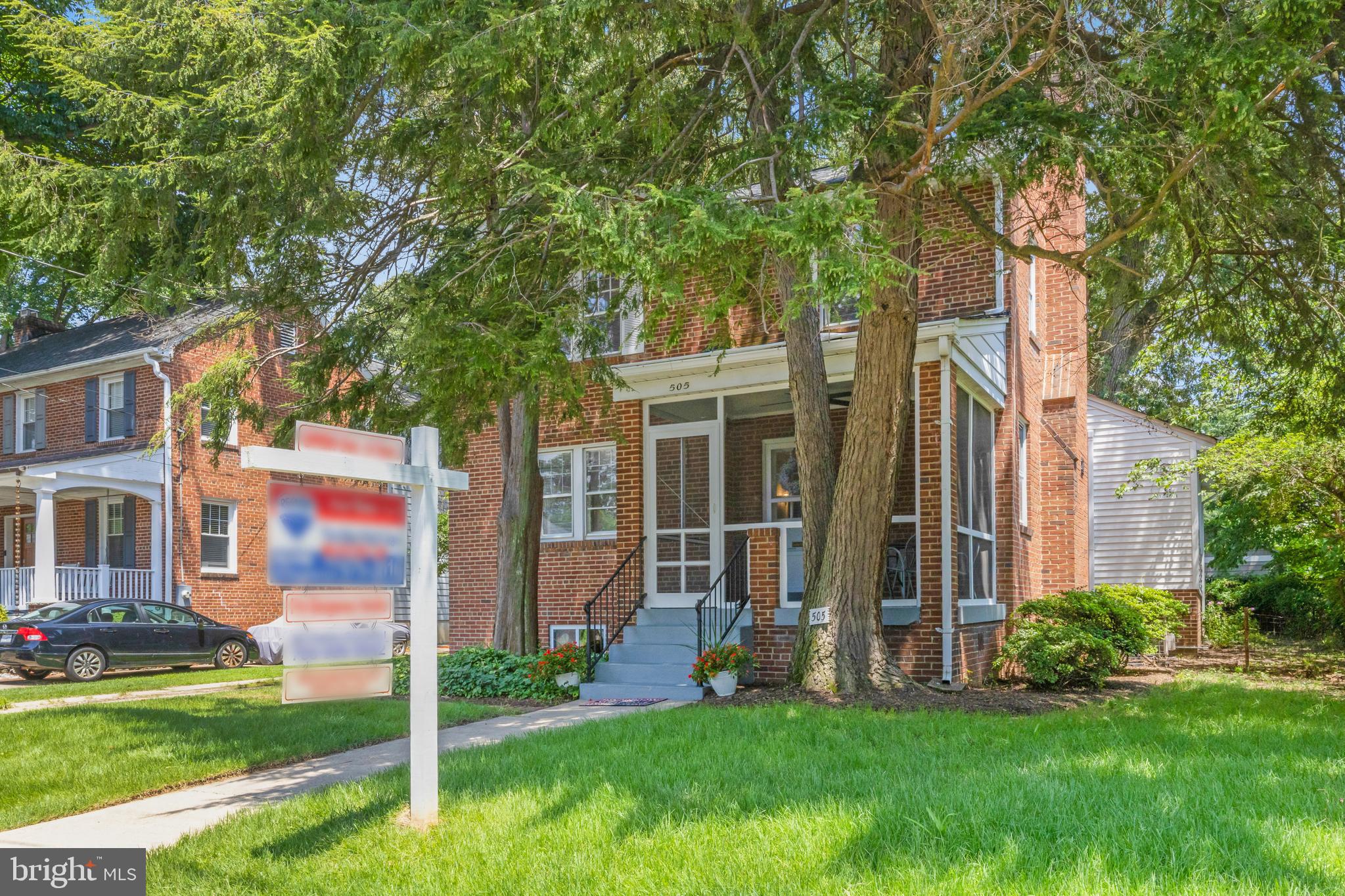 ARLINGTON HEIGHTS - Residential