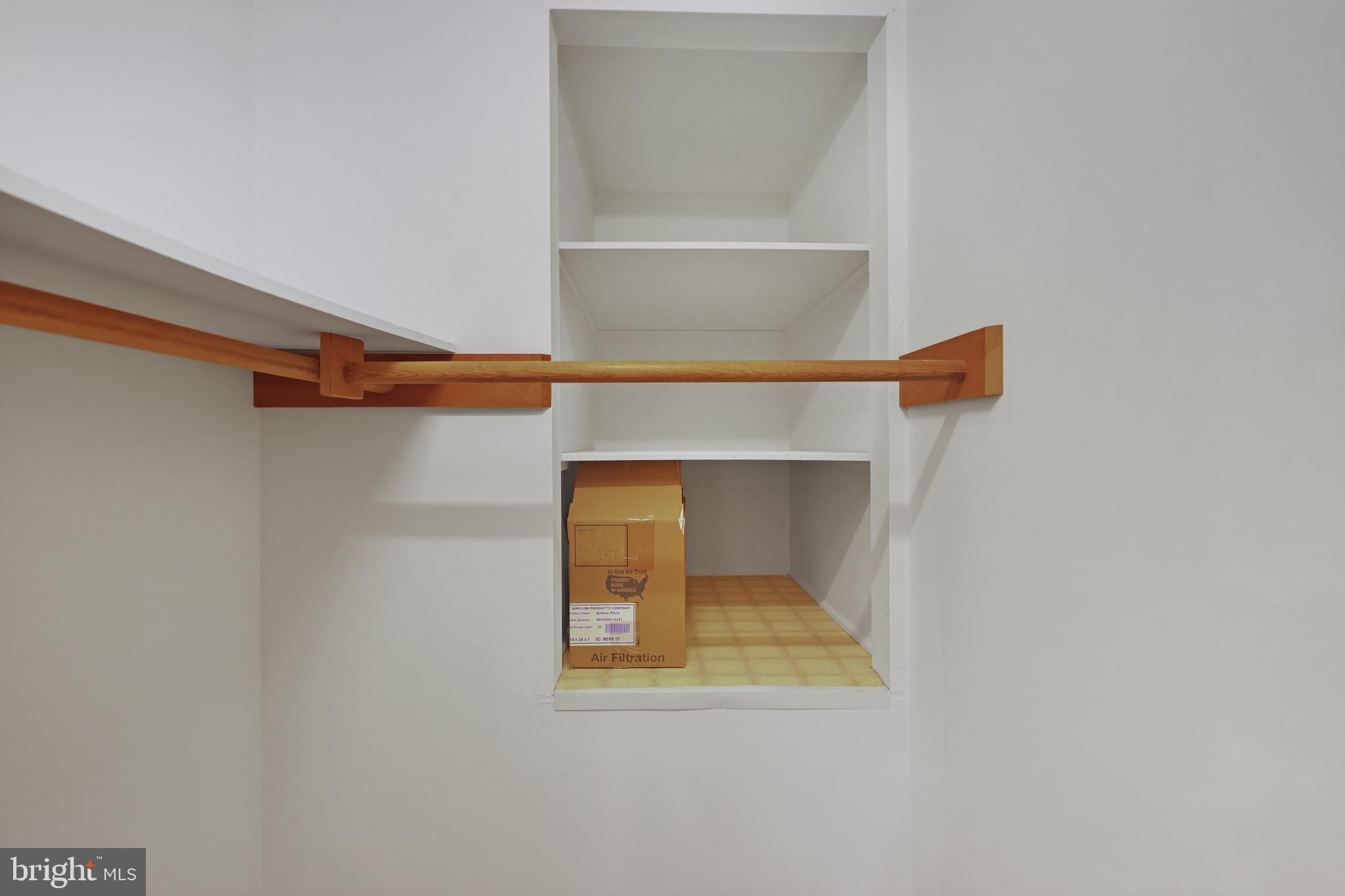 ARLINGTON HEIGHTS - Residential