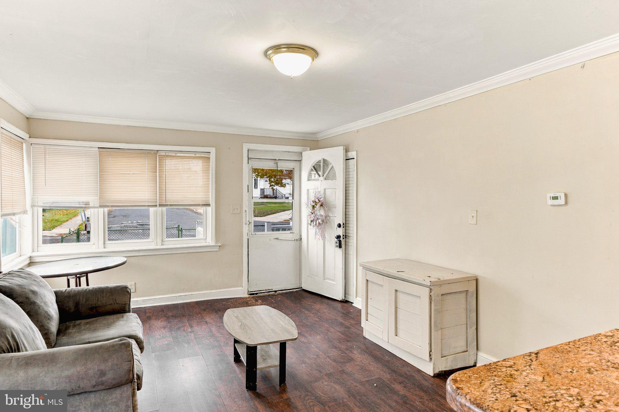 102 W 1ST AVENUE