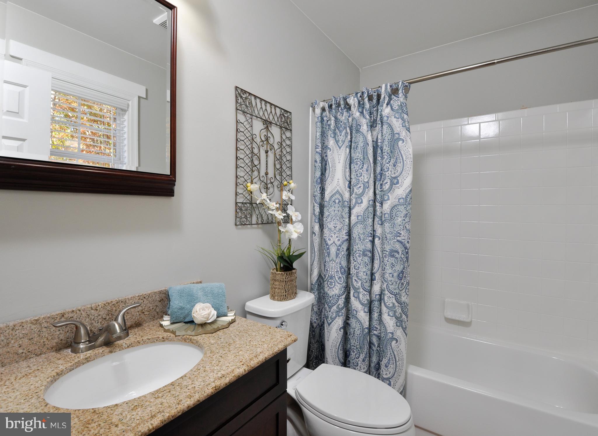 QUEEN'S MILL OF SALEM STATION - Residential